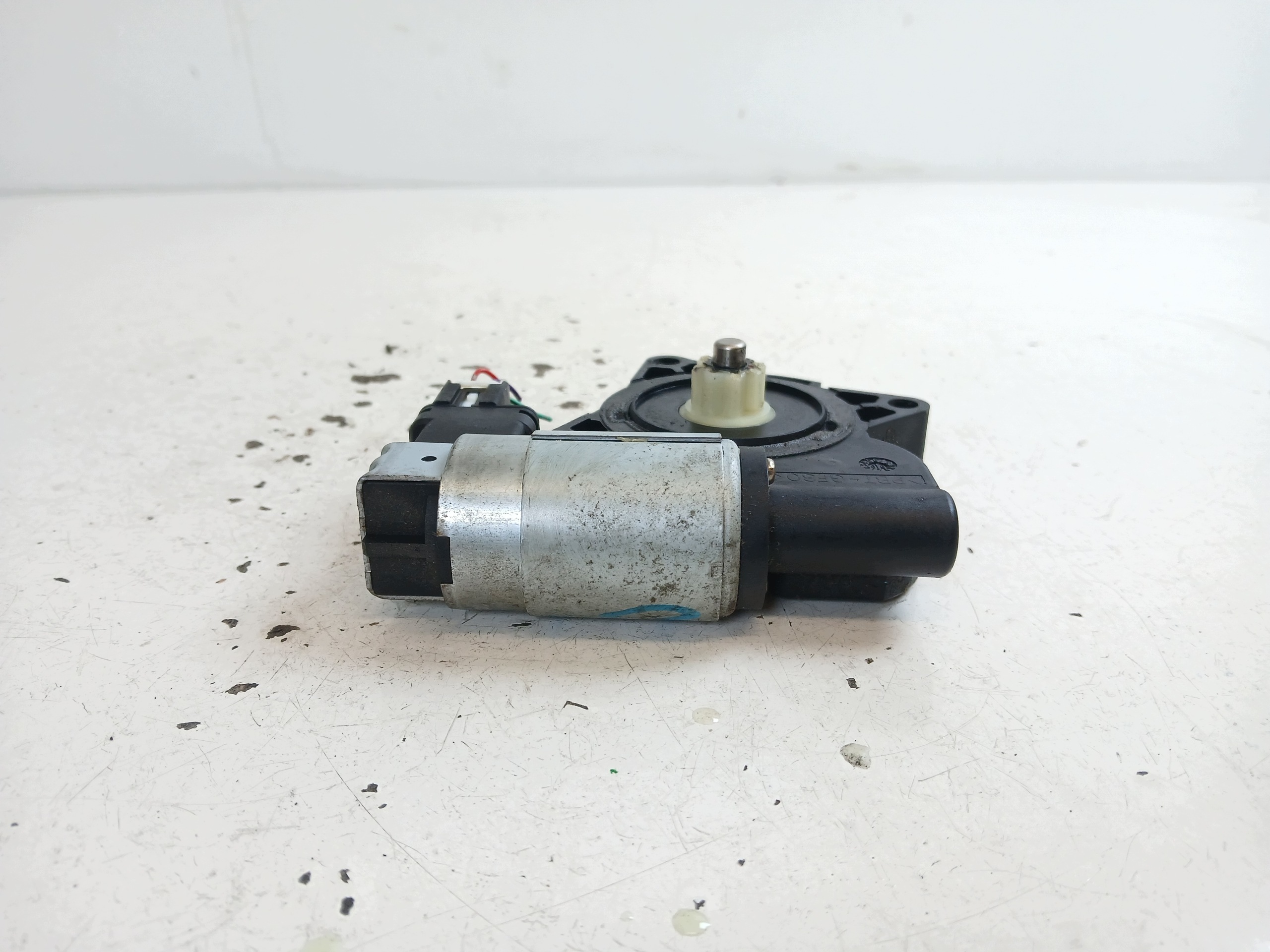 MAZDA 5 and CR mini motor windows left front GJ6A5958X
