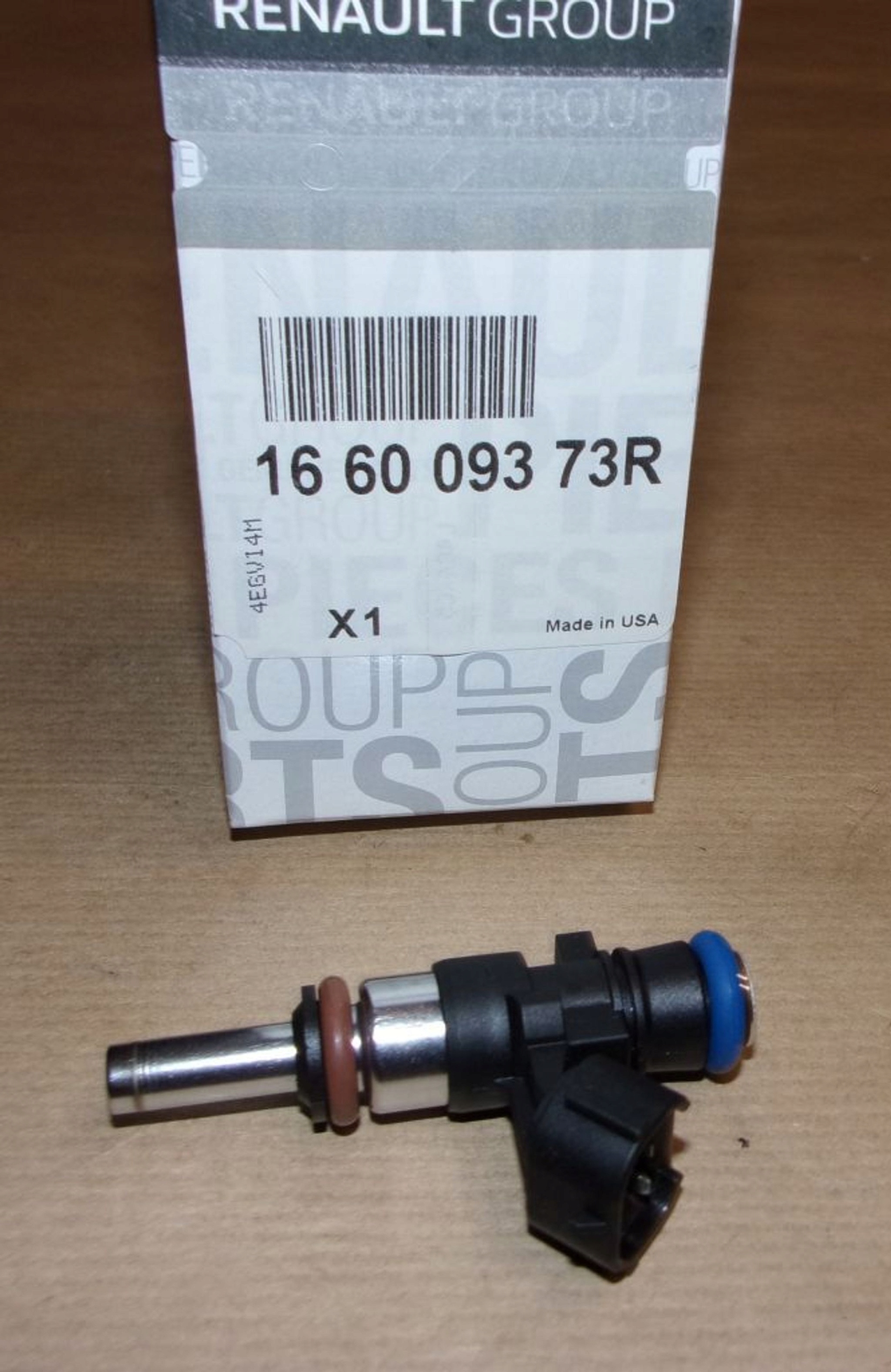 Vstřikovač R Captur,clio IV 0.9TCE 166009373R
