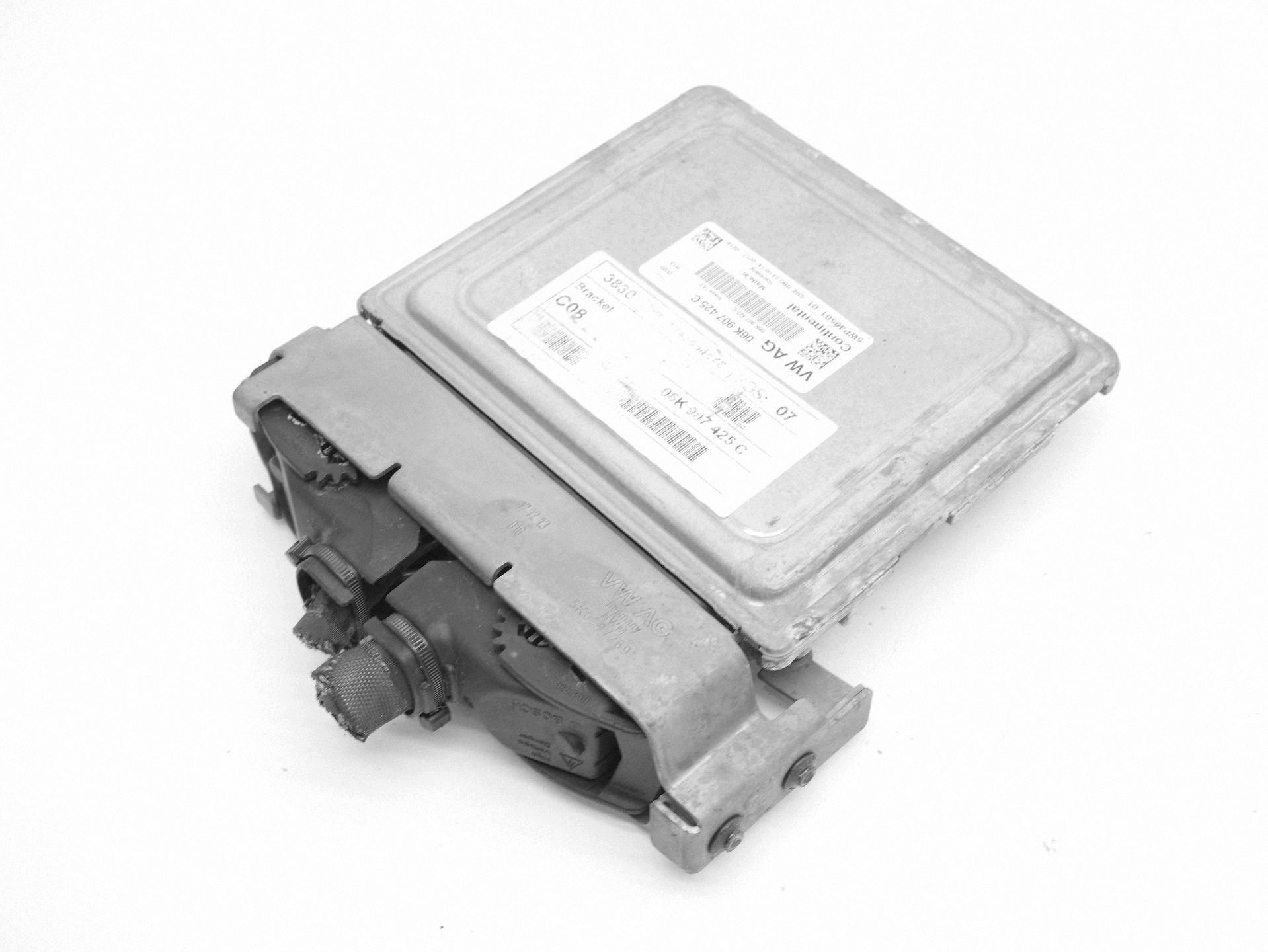unité de commande électronique uce moteur VW GOLF SCIROCCO AUDI Q3 8U 2.0 TFSI 06K907425C