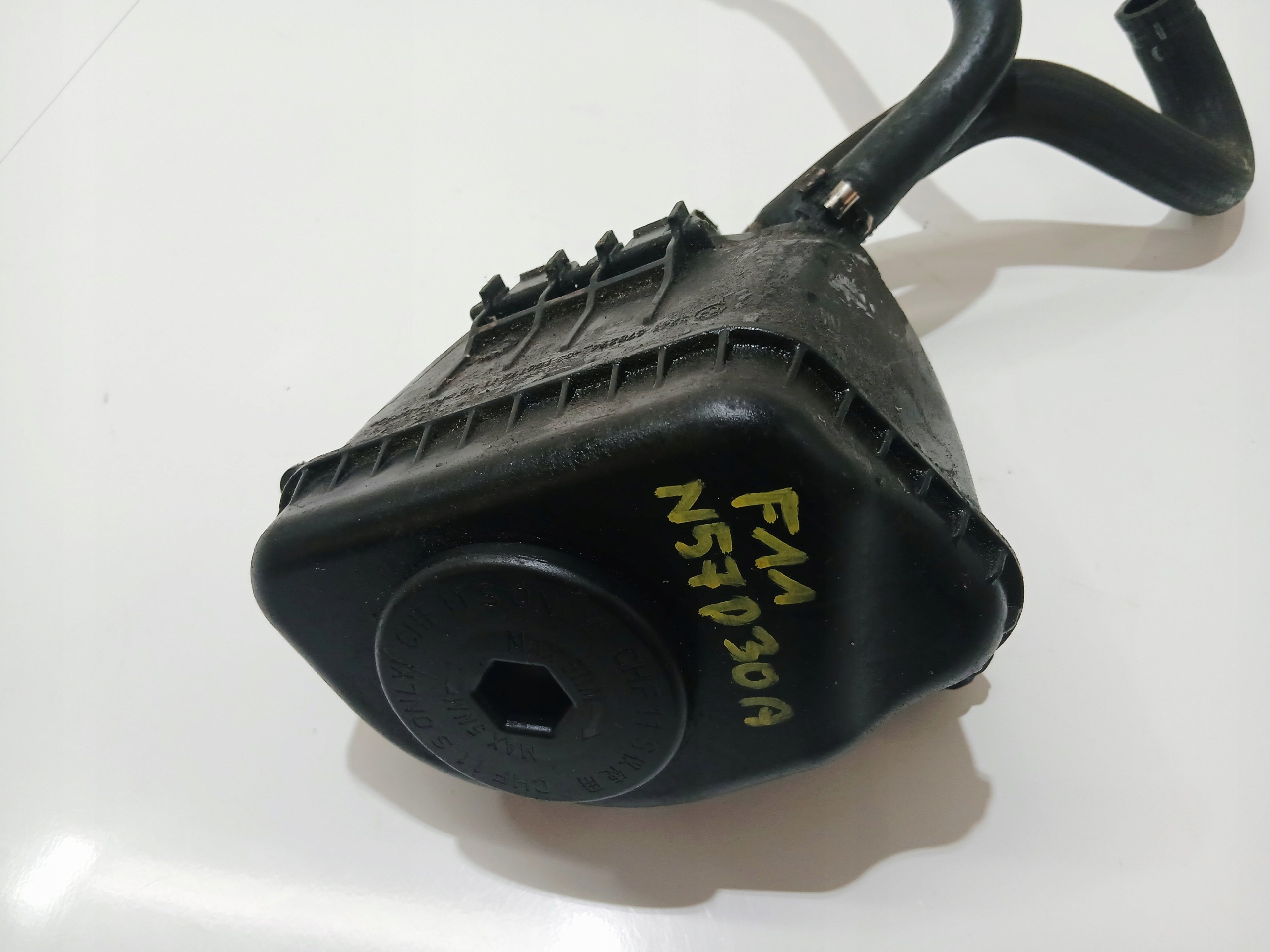 servoölbehälter BMW F11 N57 6782941