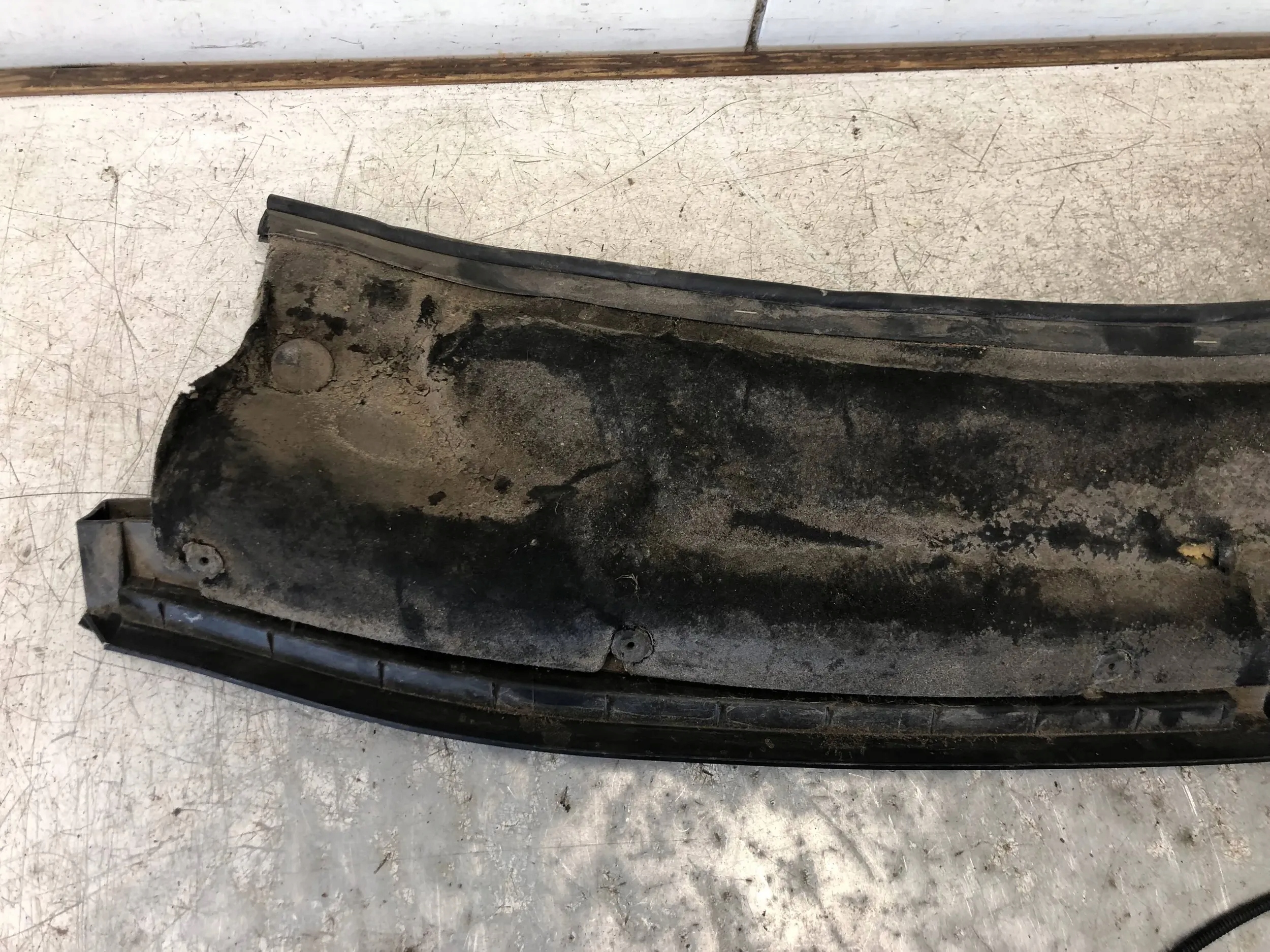 PODSZYBIE DOLNE RENAULT SCENIC III 668100006R Typ samochodu Samochody osobowe