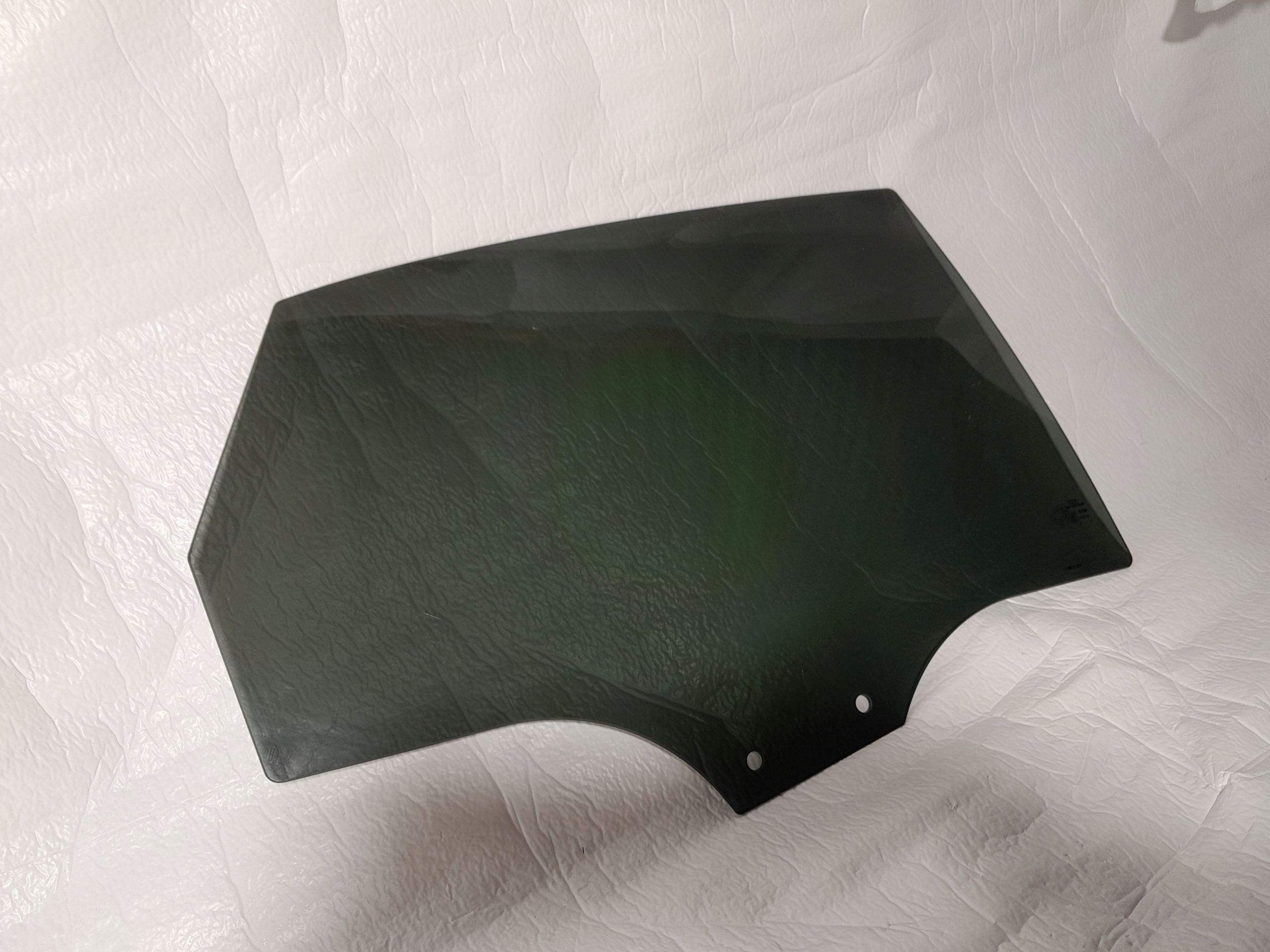 AUDI A4 B9 window right rear part 8W5845206A