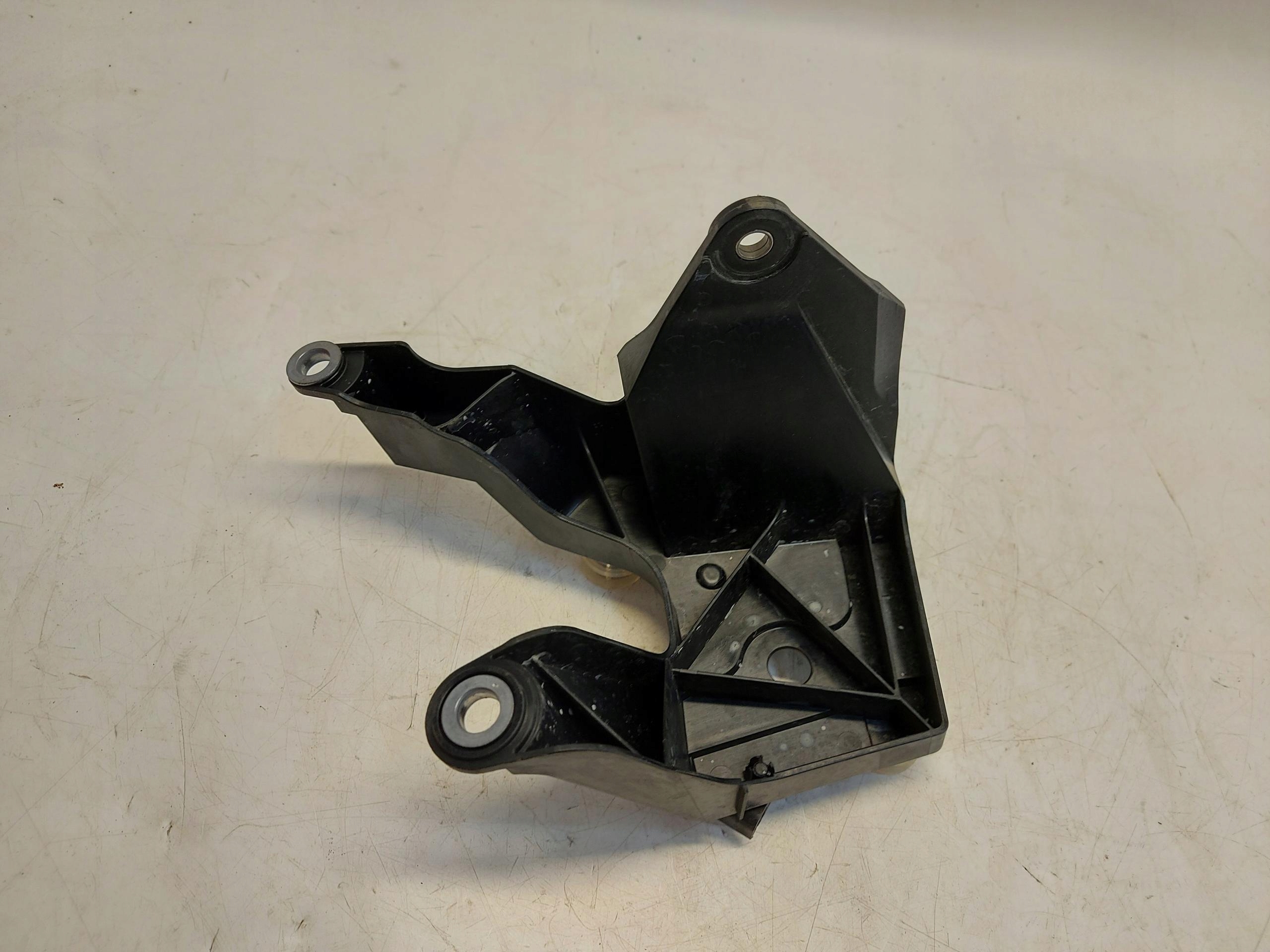 Skoda Enyaq 5LA iV60 Console Support plaque POMPY ABS 1EC614335D