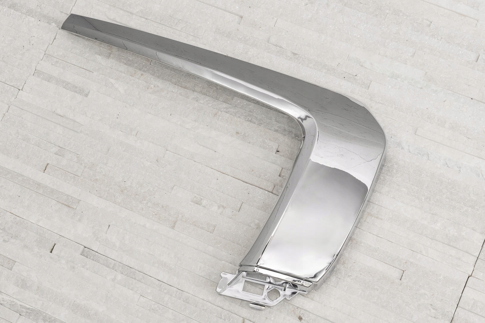 MITSUBISHI OUTLANDER GF PRAWA LISTWA ZDERZAK PRZÓD EAN (GTIN) 5905226080964