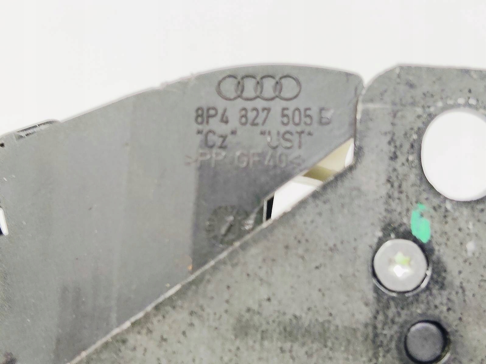 de la Serrure de lhayon Audi A3 8P 2.0 TDI 8P4827505B