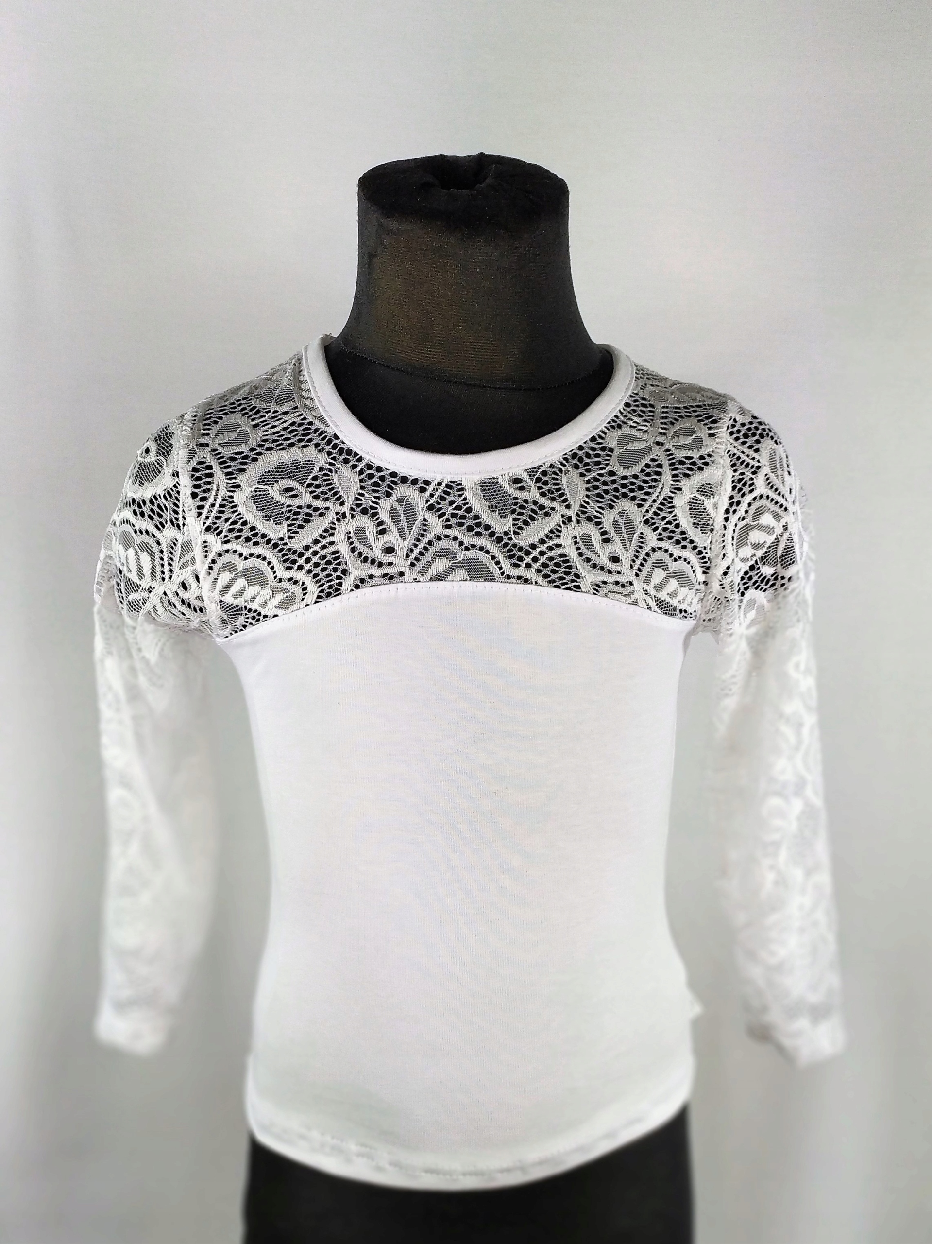 

Bluzka koronka dł. rękaw Polski Producent Biko