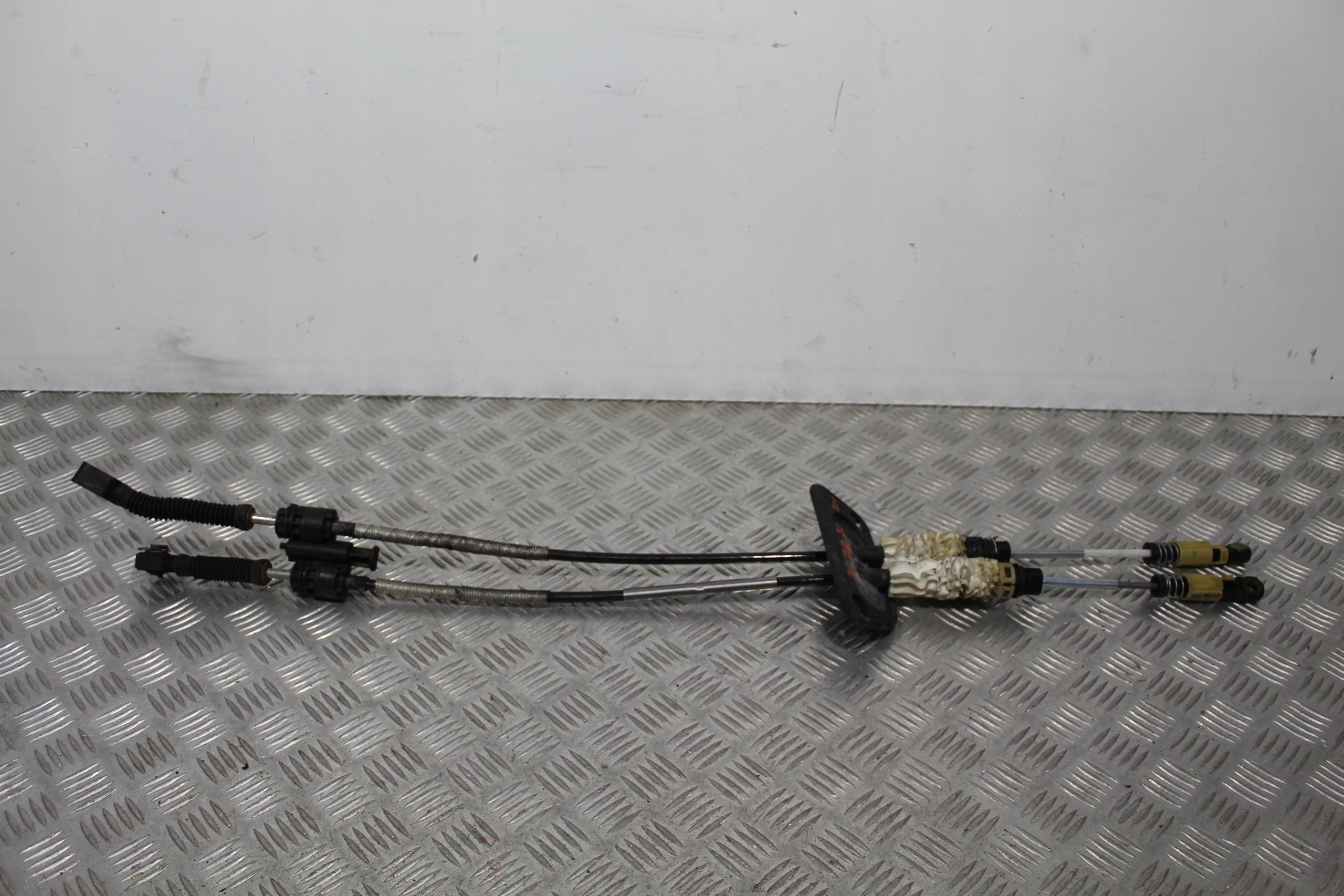 BOWDENZUG SCHALT GETRIEBE VW T6 7E FL CARAVELLE