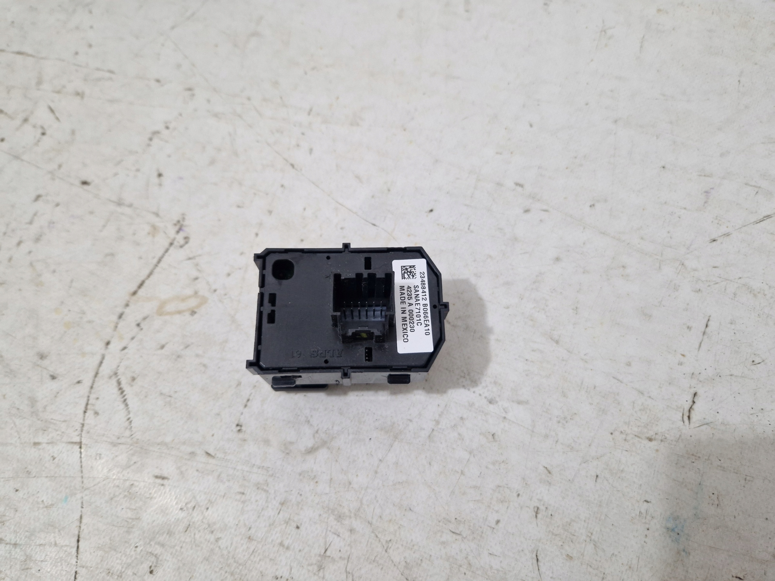 CADILLAC ESCALADE IV 2014 - Schalter PANEL der Spiegel 23488412