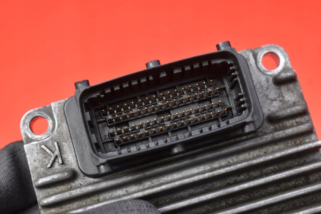 control unit computer of the engine 12212819 OPEL ASTRA 2 II G 1.7 DTI 75 KM 98-09