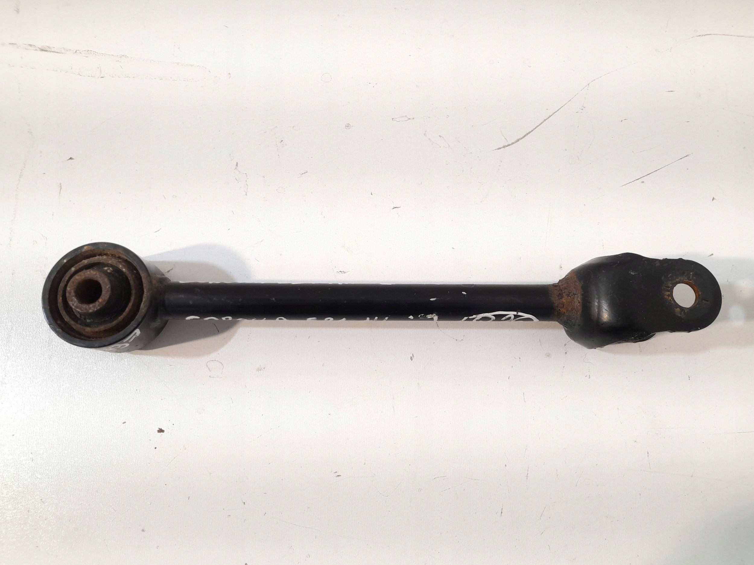 Toyota Corolla E210 E21 2019 arm rear left (Q26)
