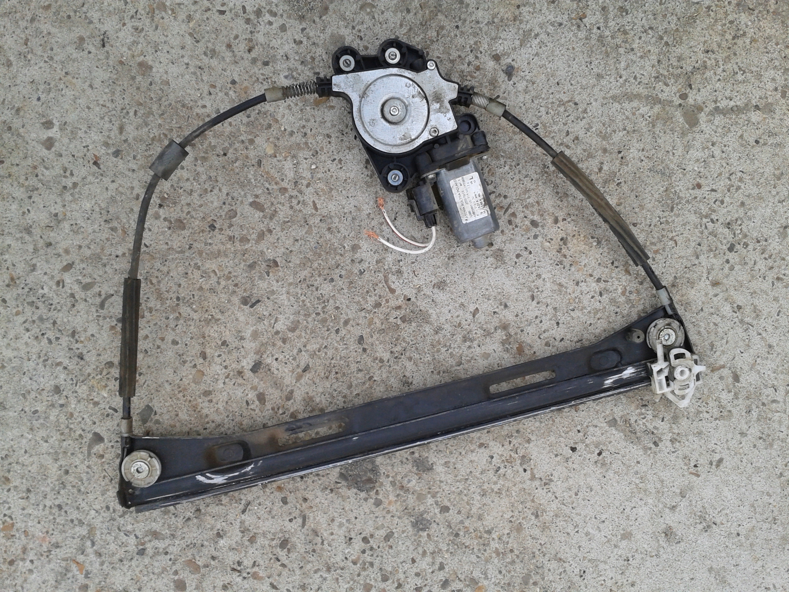 ПЕРЕДНІЙ ЛІВИЙ МЕХАНІЗМ FIAT PANDA II CROSS EUROPA