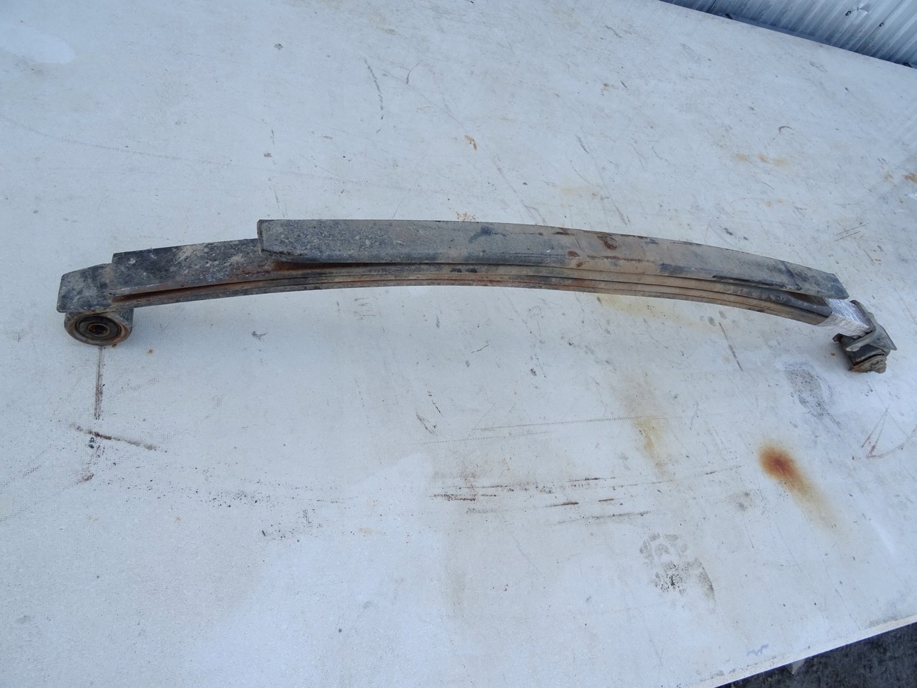 RESOR TYŁ LEWY FORD TRANSIT 86-91