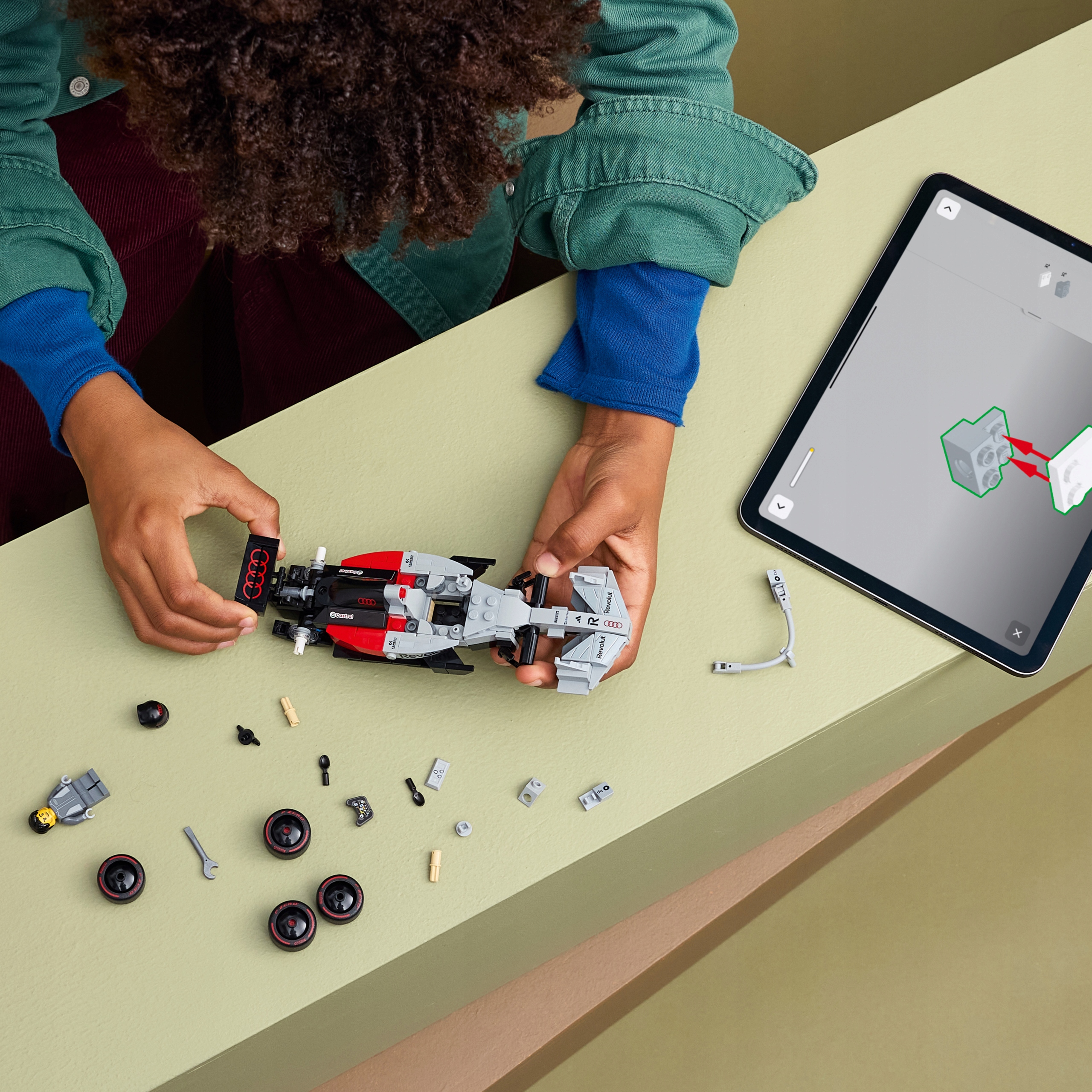 LEGO Speed ​​​​Champions 77259 Audi Revolut F1 Team R26 Автомобіль Формули-1 Стан оригінальної упаковки