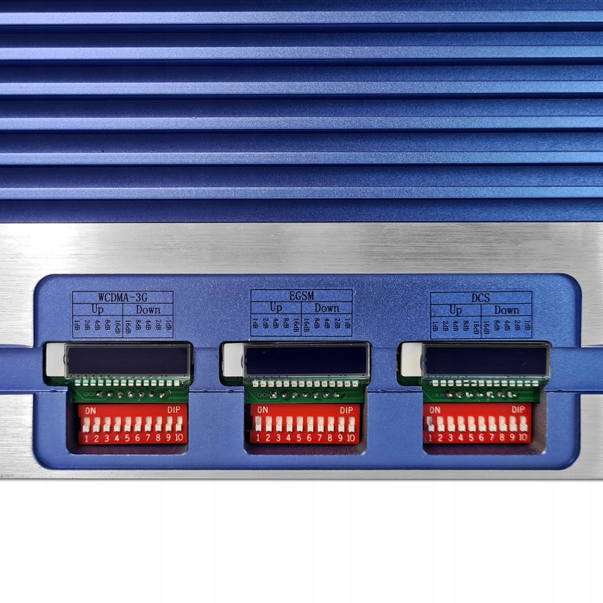 WZMACNIACZ SYGNAŁU TELEFONU INTERNETU EGSM 3G 4G LTE 5000m2 + ANTENY 10m Marka Signaflex