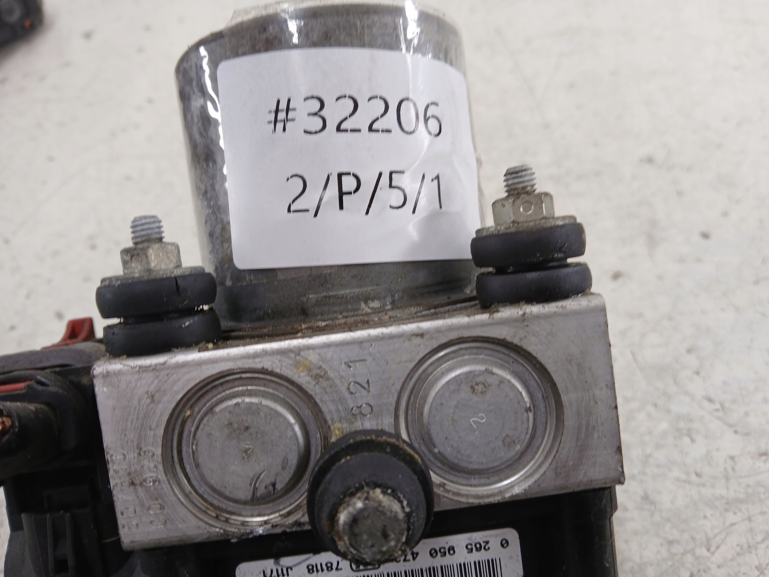 AUDI A4 B7 servofreno ABS 8E0614517BH 0265950473