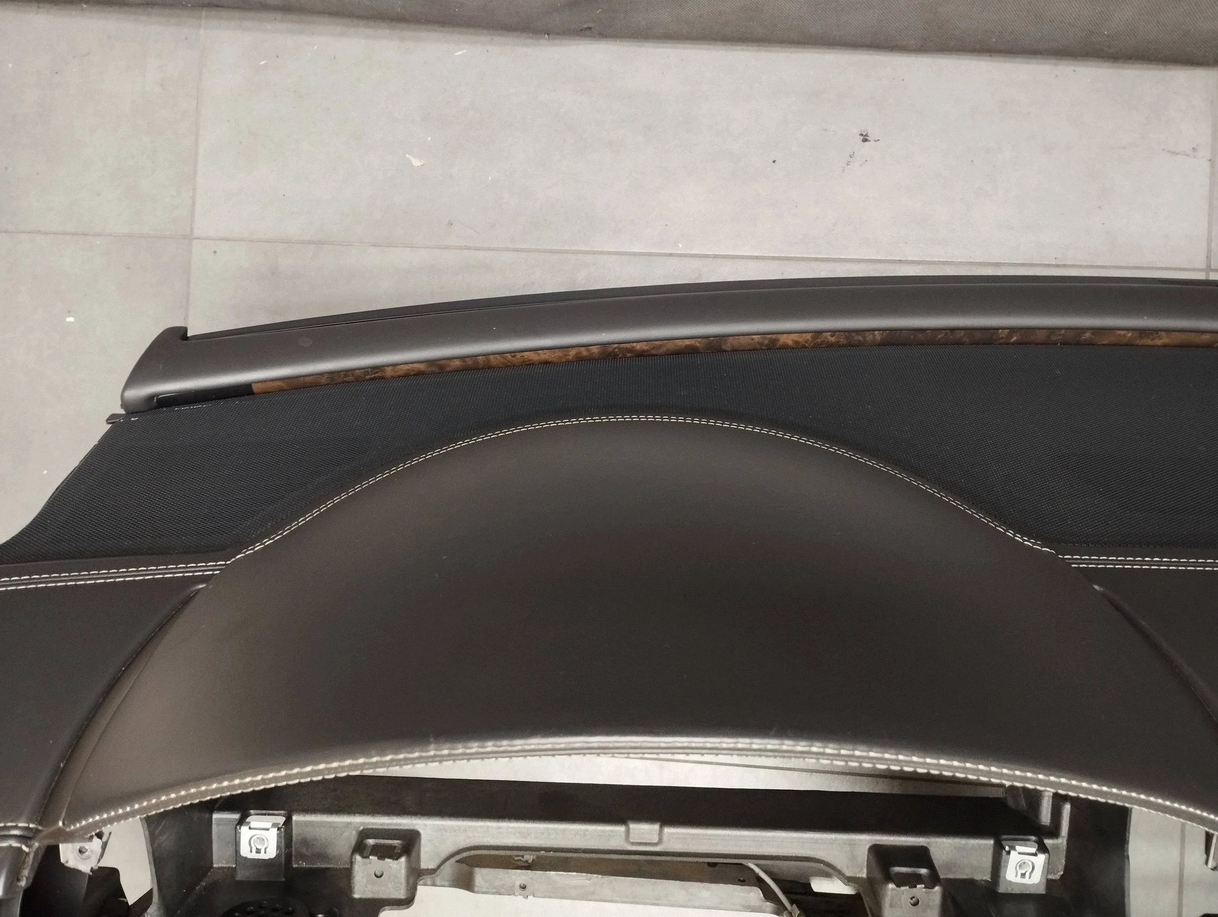 Vw Phaeton lift dashboard instrument panel console cockpit 3D0880201DD