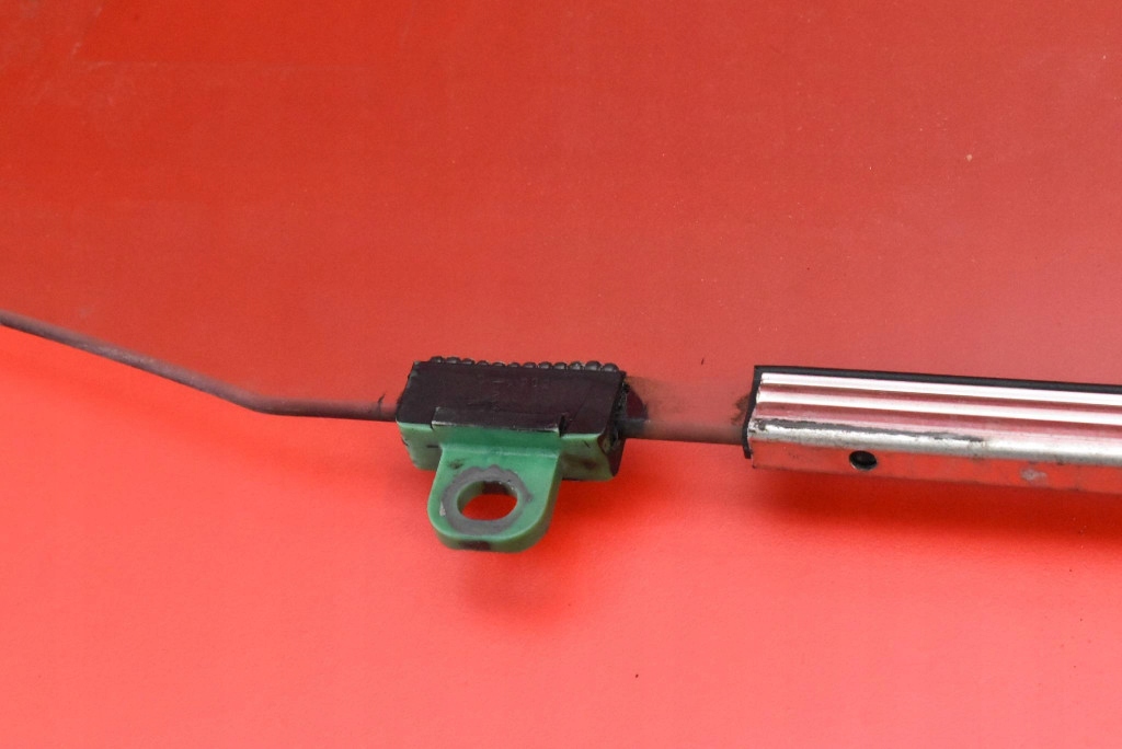 window side left front front LEXUS RX 2 II 400H 03-06