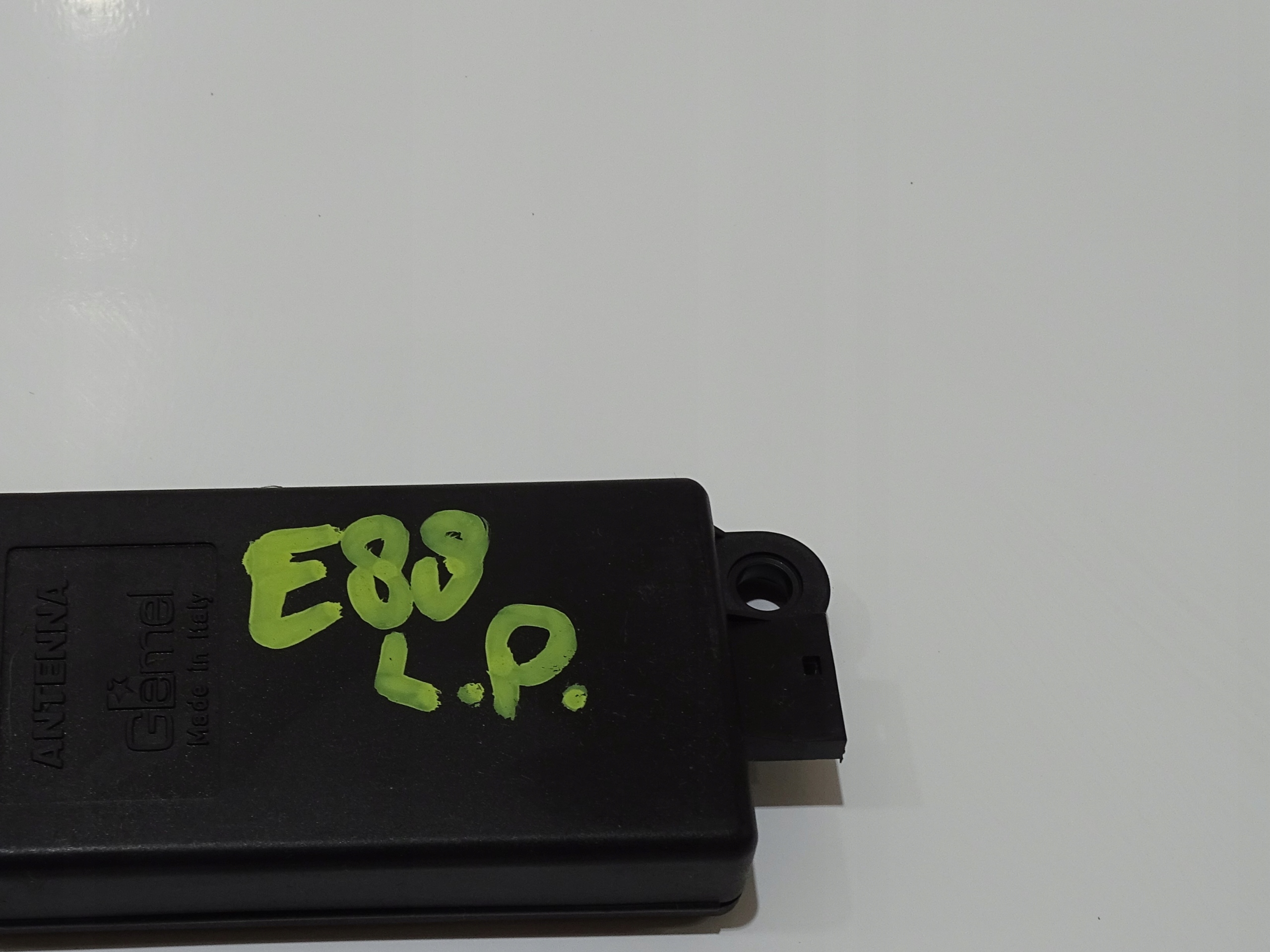 sensor ALARMU control unit BMW E88 6989713 (20210621)