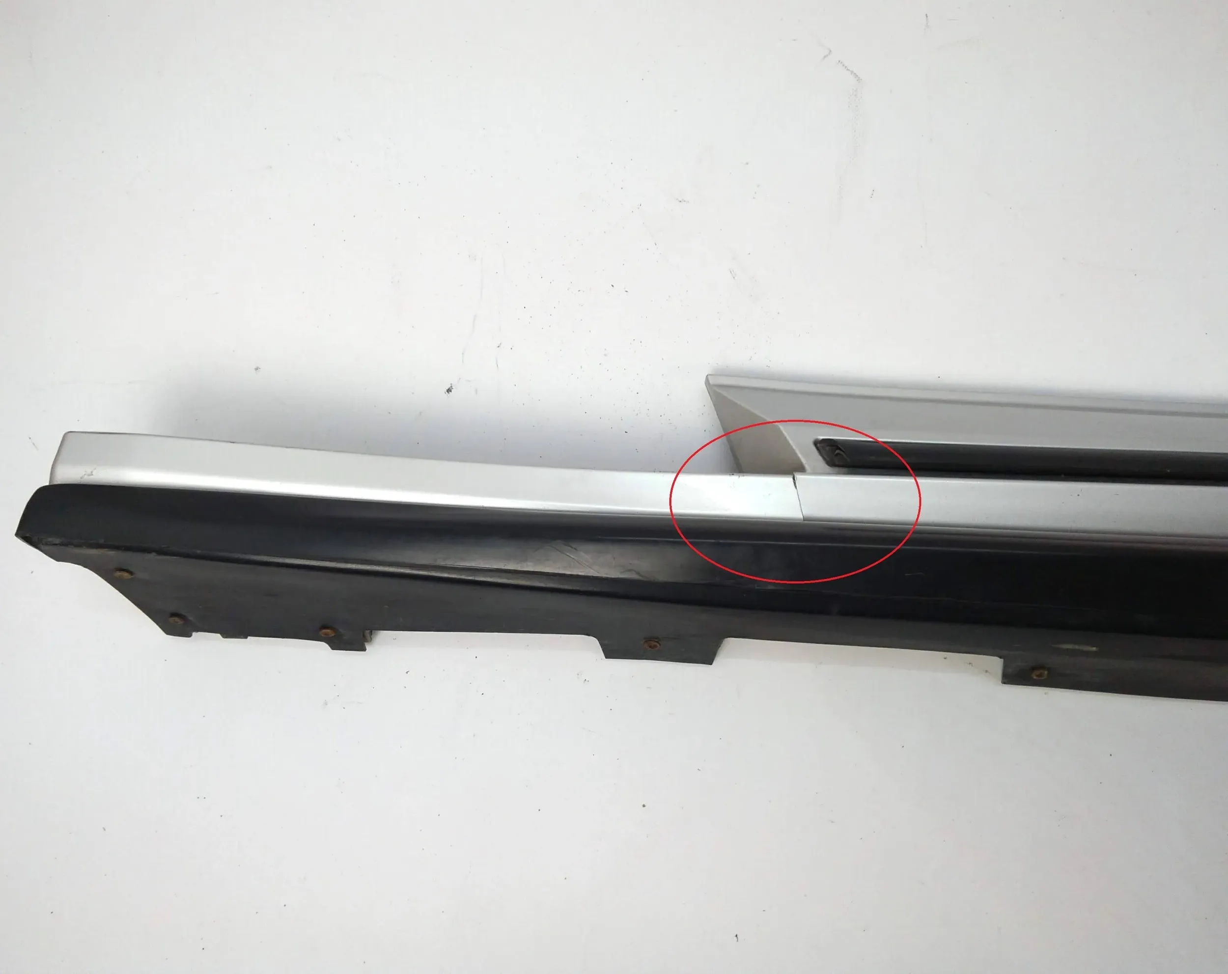 Chevrolet Camaro SS cap threshold left threshold 2016+