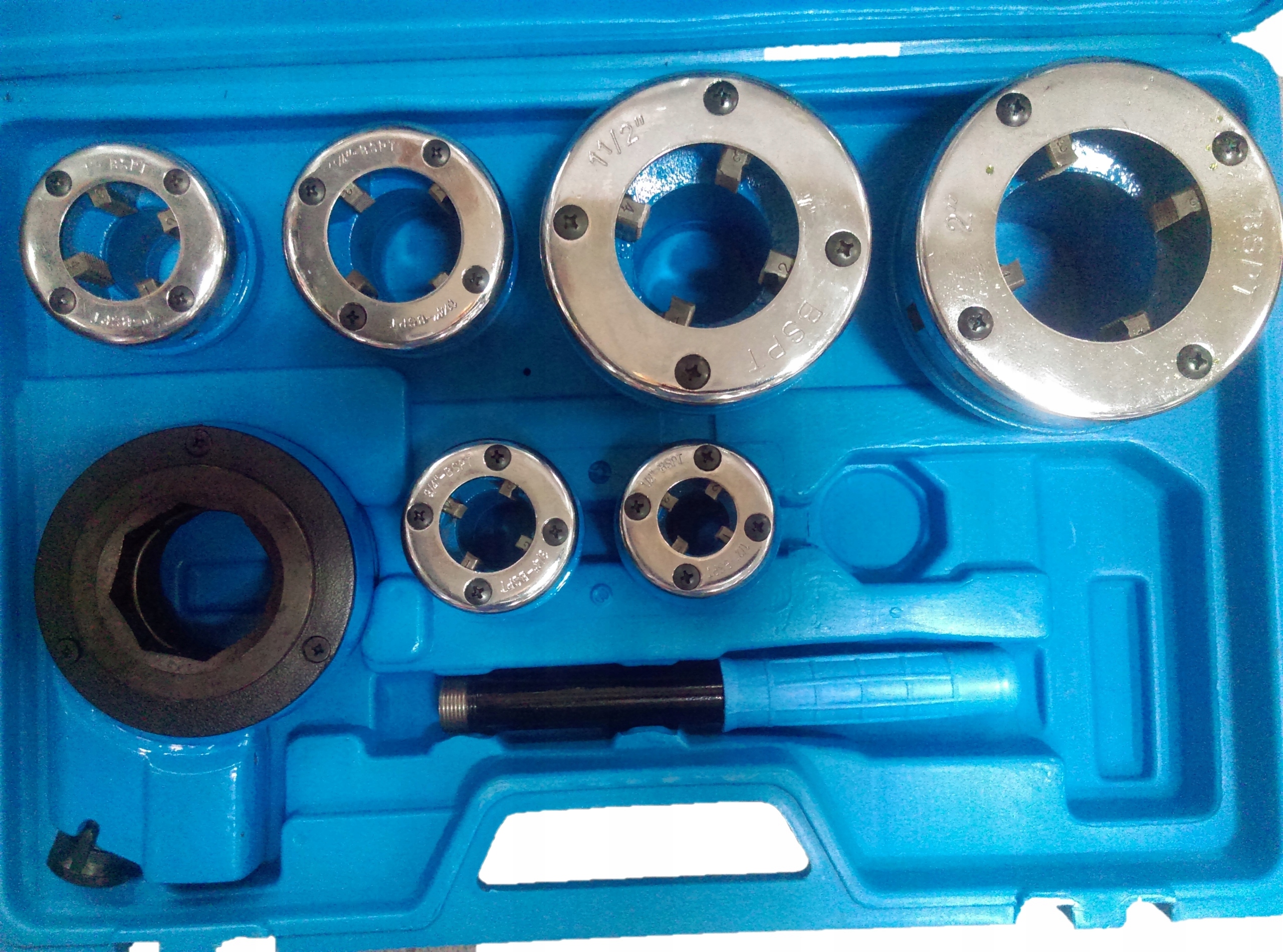 HOGERT GWINTOWNICA RĘCZNA DO RUR 1/2"-2" Rozmiary głowic 1/2