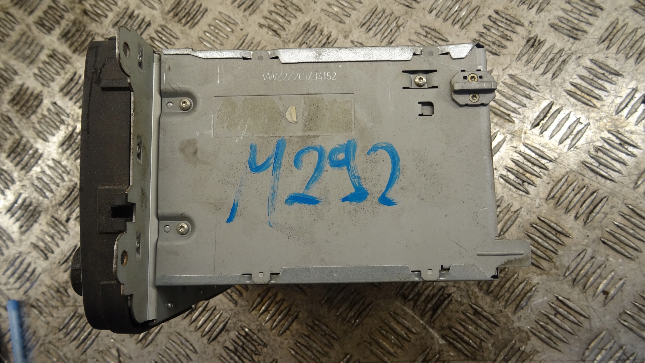 VW PASSAT B6 RADIO CD FABRYCZNE nr M292