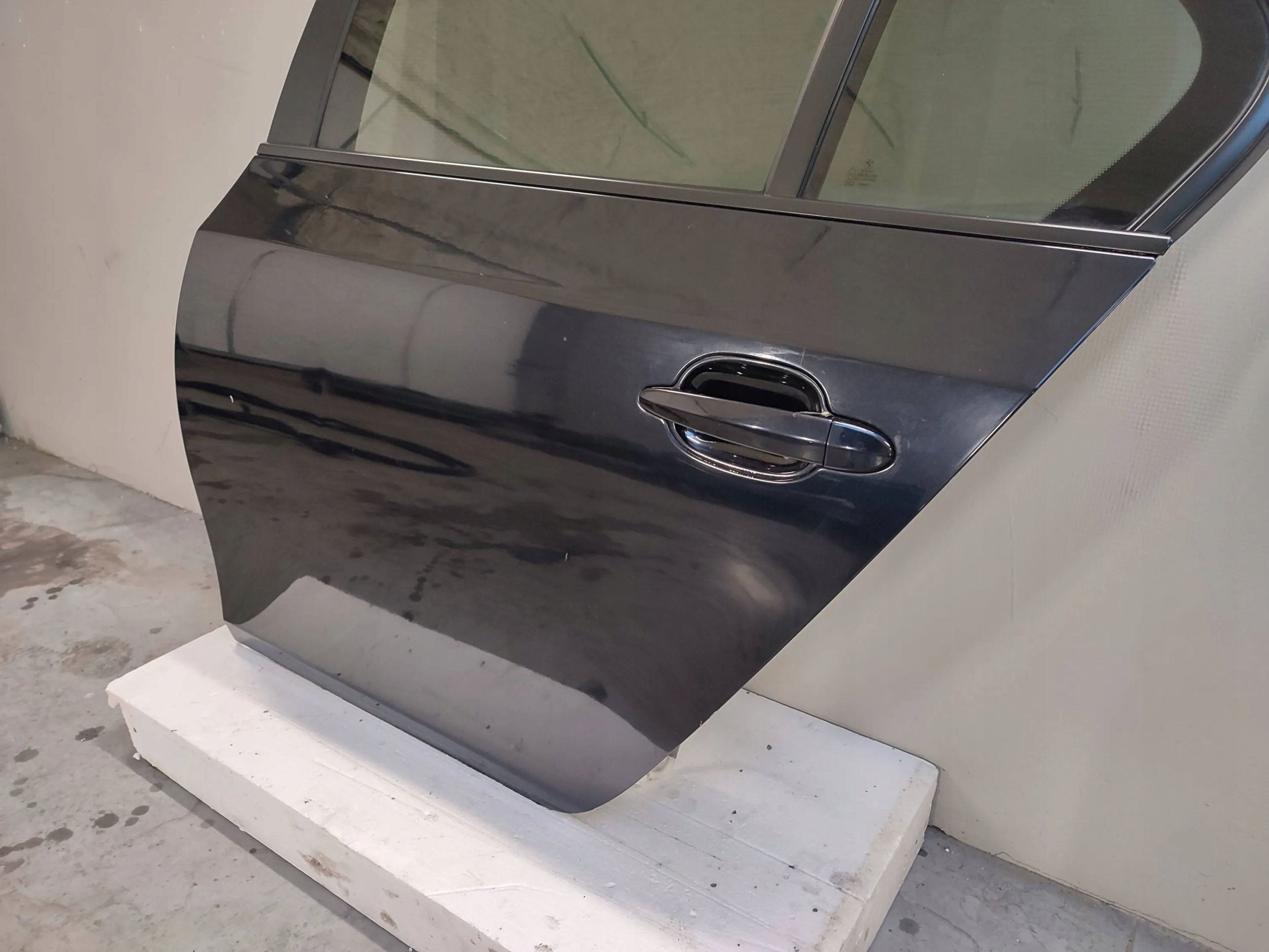 Tür links heck BMW 5 E60 Carbonschwarz Metallic (416)