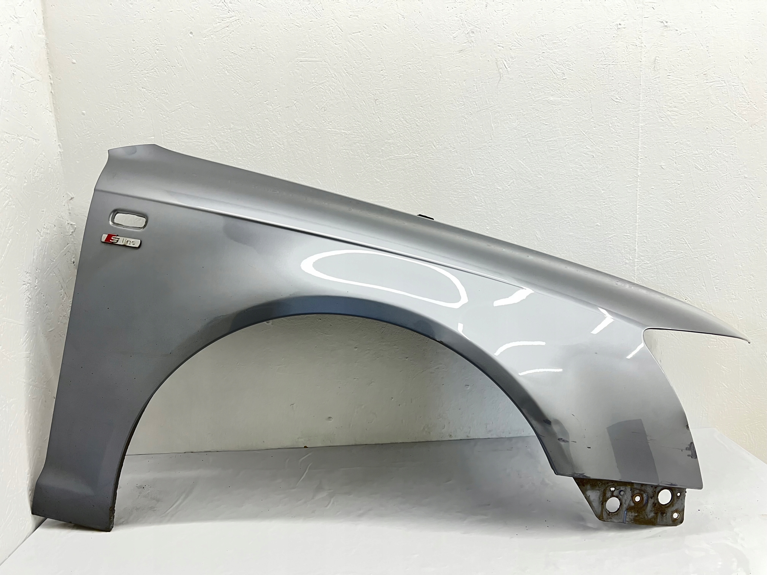 fender right front front AUDI A6 C6 before LIFT 2006 ROK LY7J