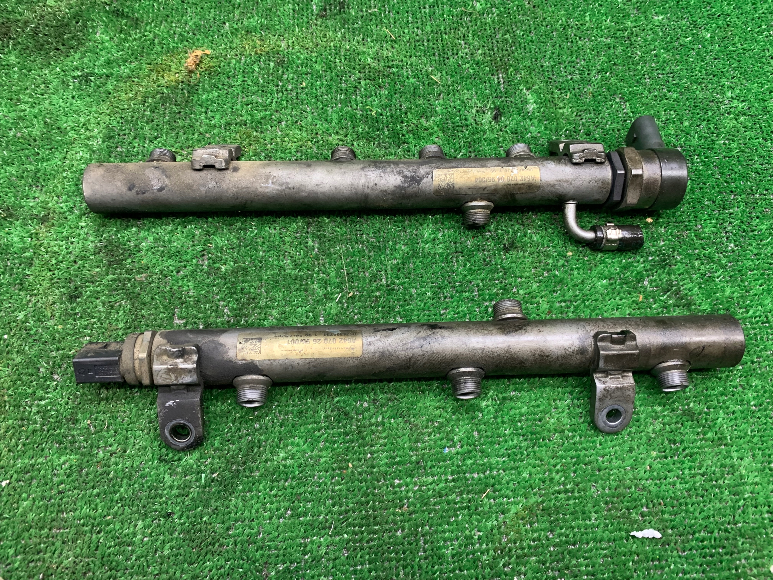 Mercedes W251 w211 listwa wtryskowa czujnik regulator paliwa 3.0 CDI V6 642