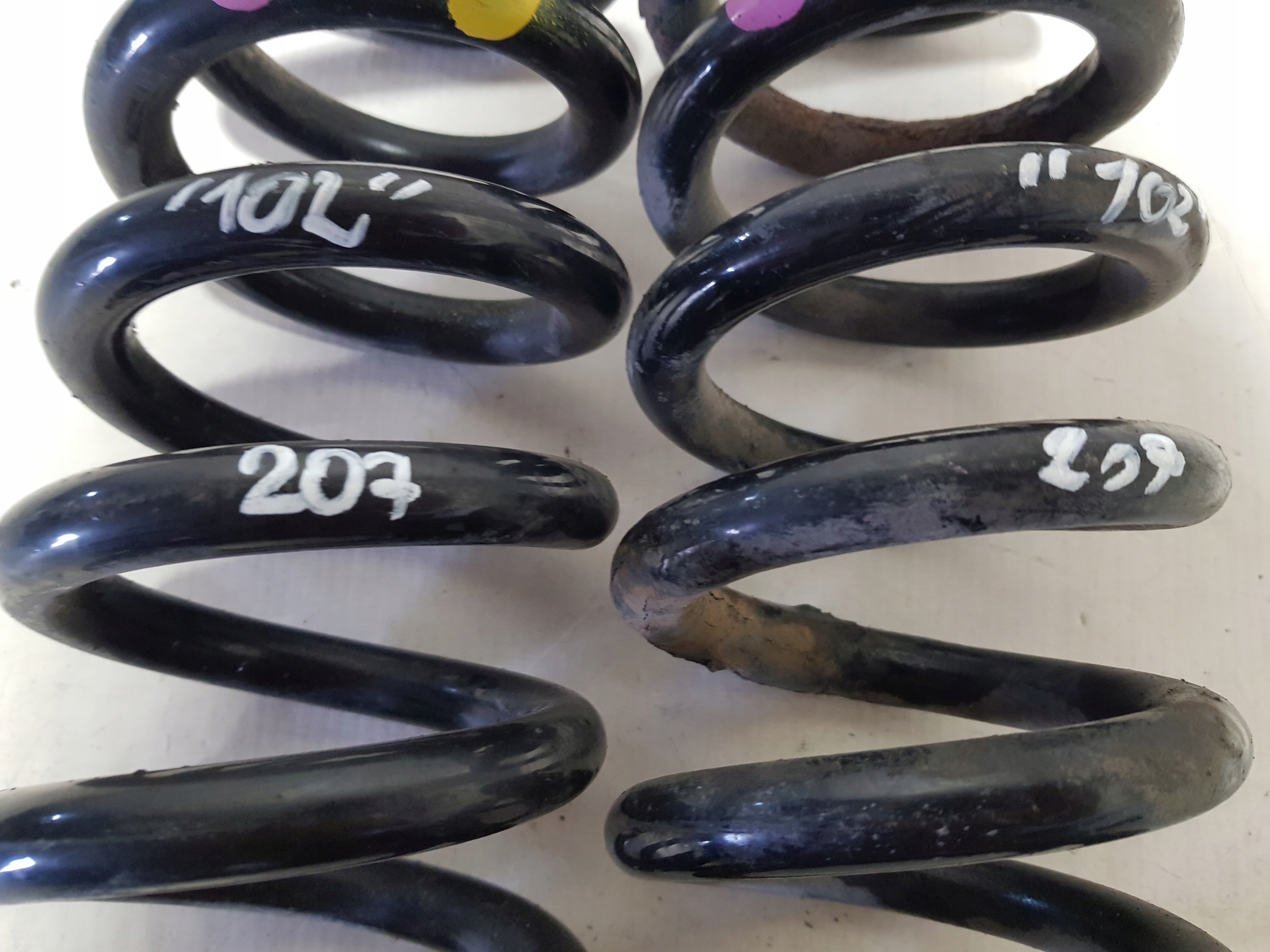 springs rear. MERCEDES W207 KOMPLET PARA