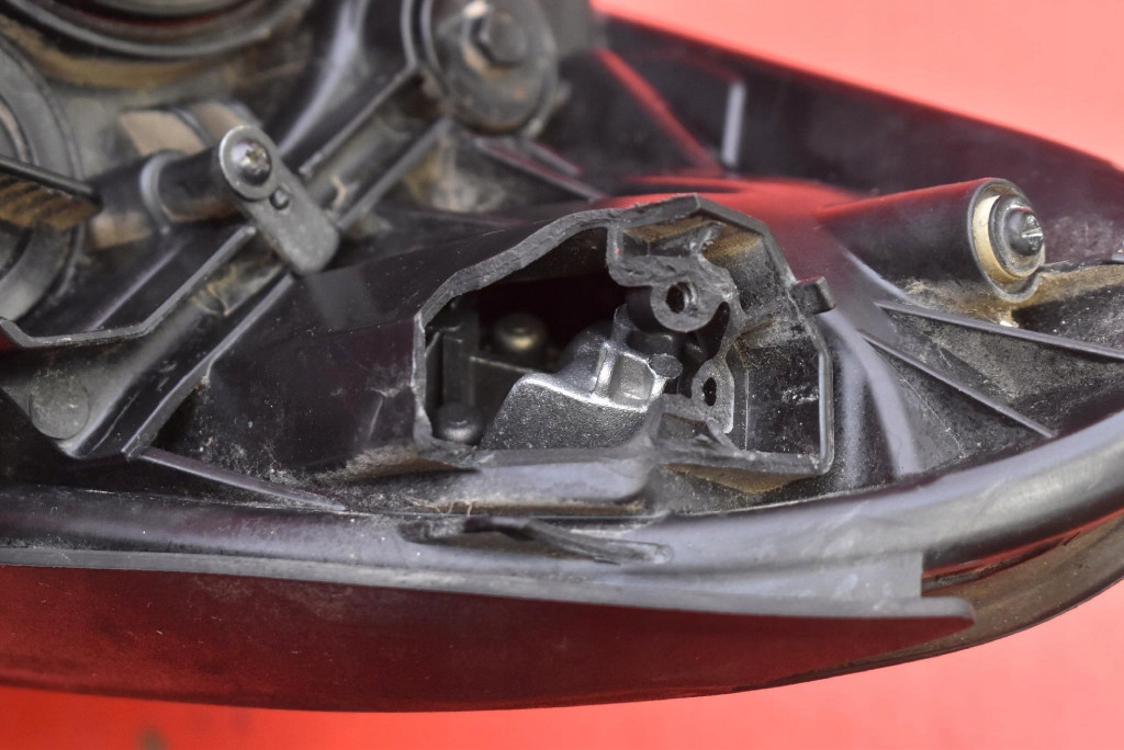 REFLEKTOR left light front lens EU 92101-D7100 HYUNDAI TUCSON 3 III
