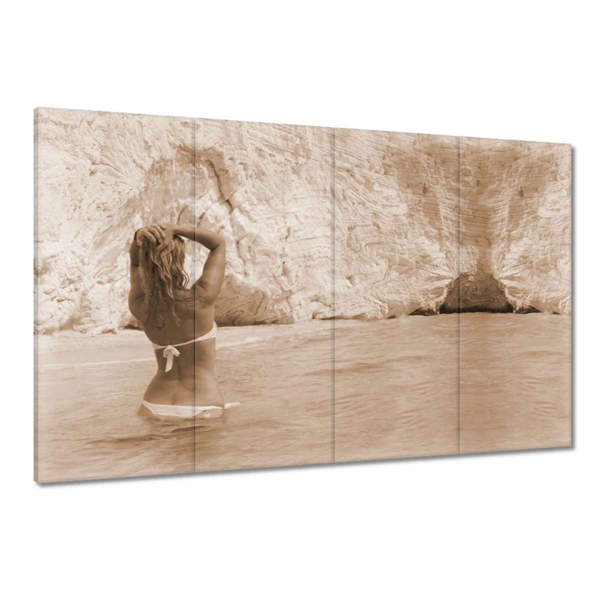 Obrazy 120x80 Holka ve vaně