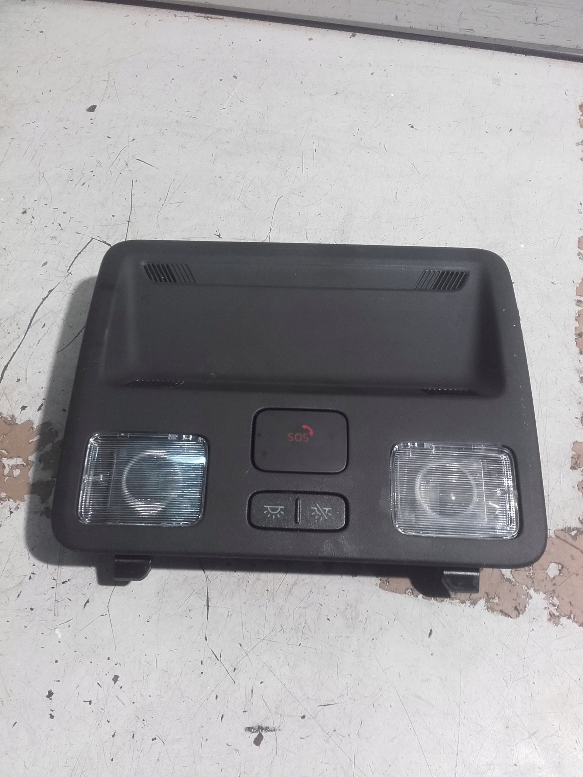 FORD FOCUS MK4 LAMPKA OSWIETLENIE KABINY ST LINE