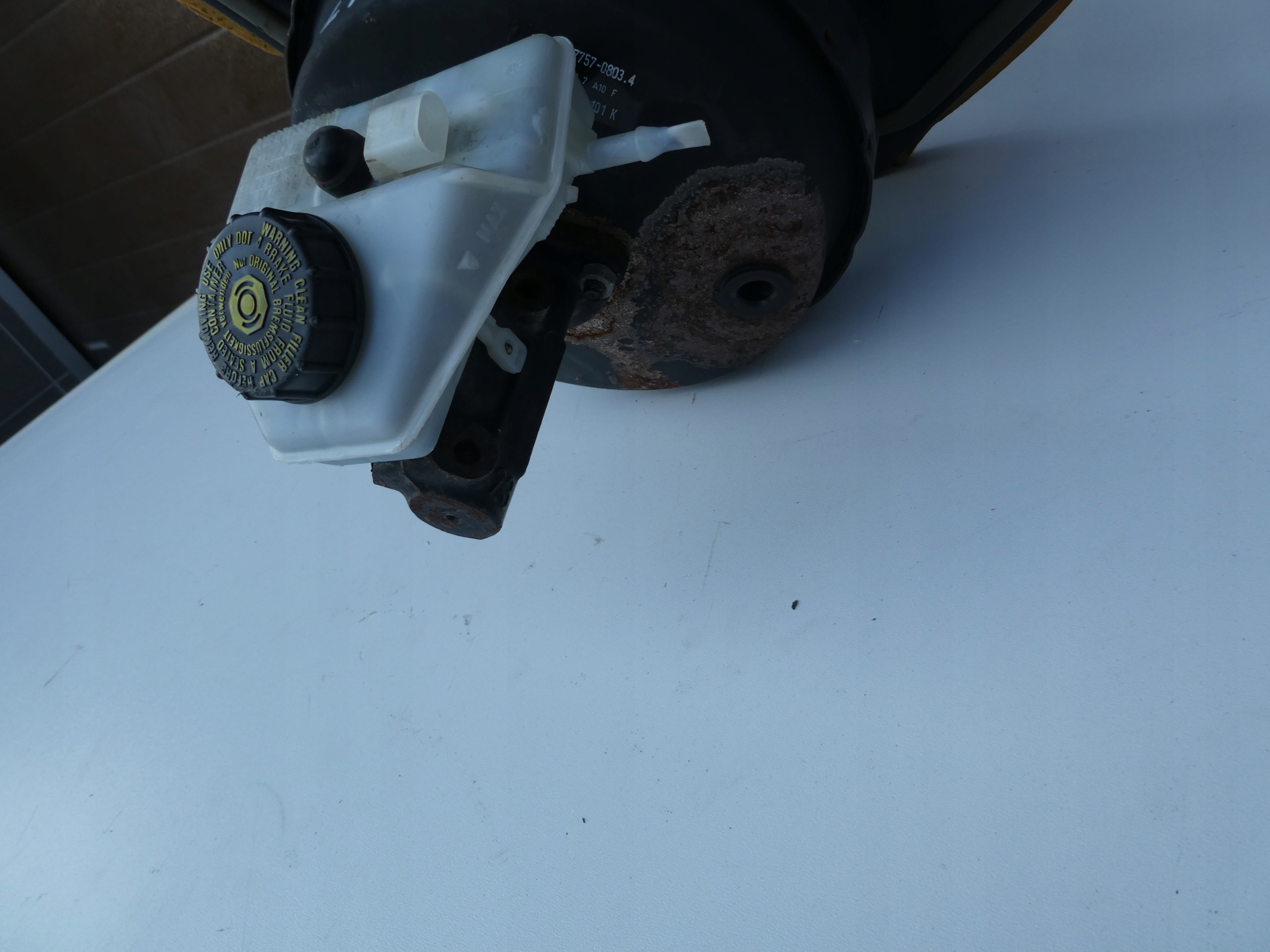 SERVO PUMPA KOČNICE VW T4 2.5 TDI 701612101K