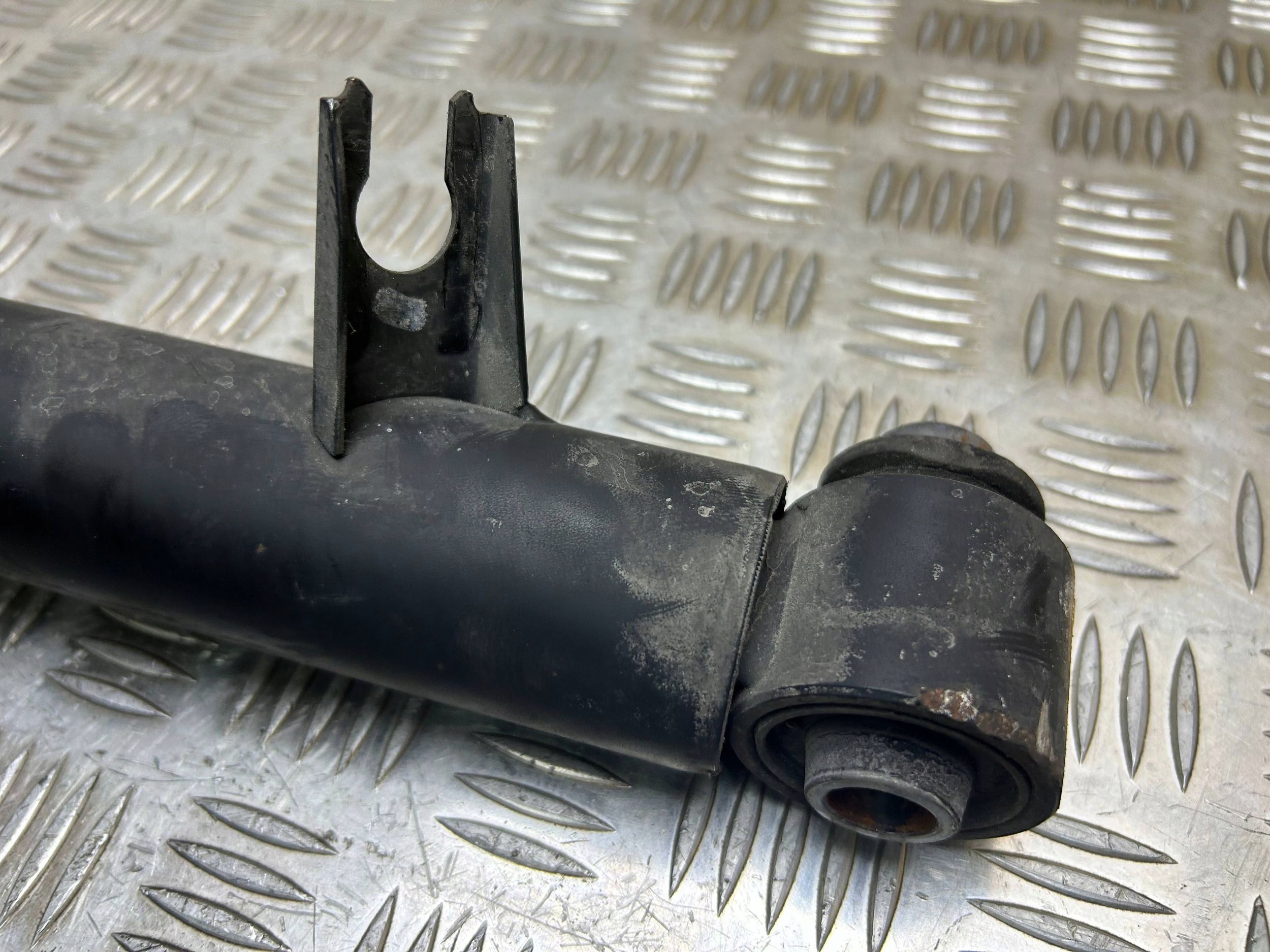 shock absorber rear left BMW X5 F15 2015 6867864