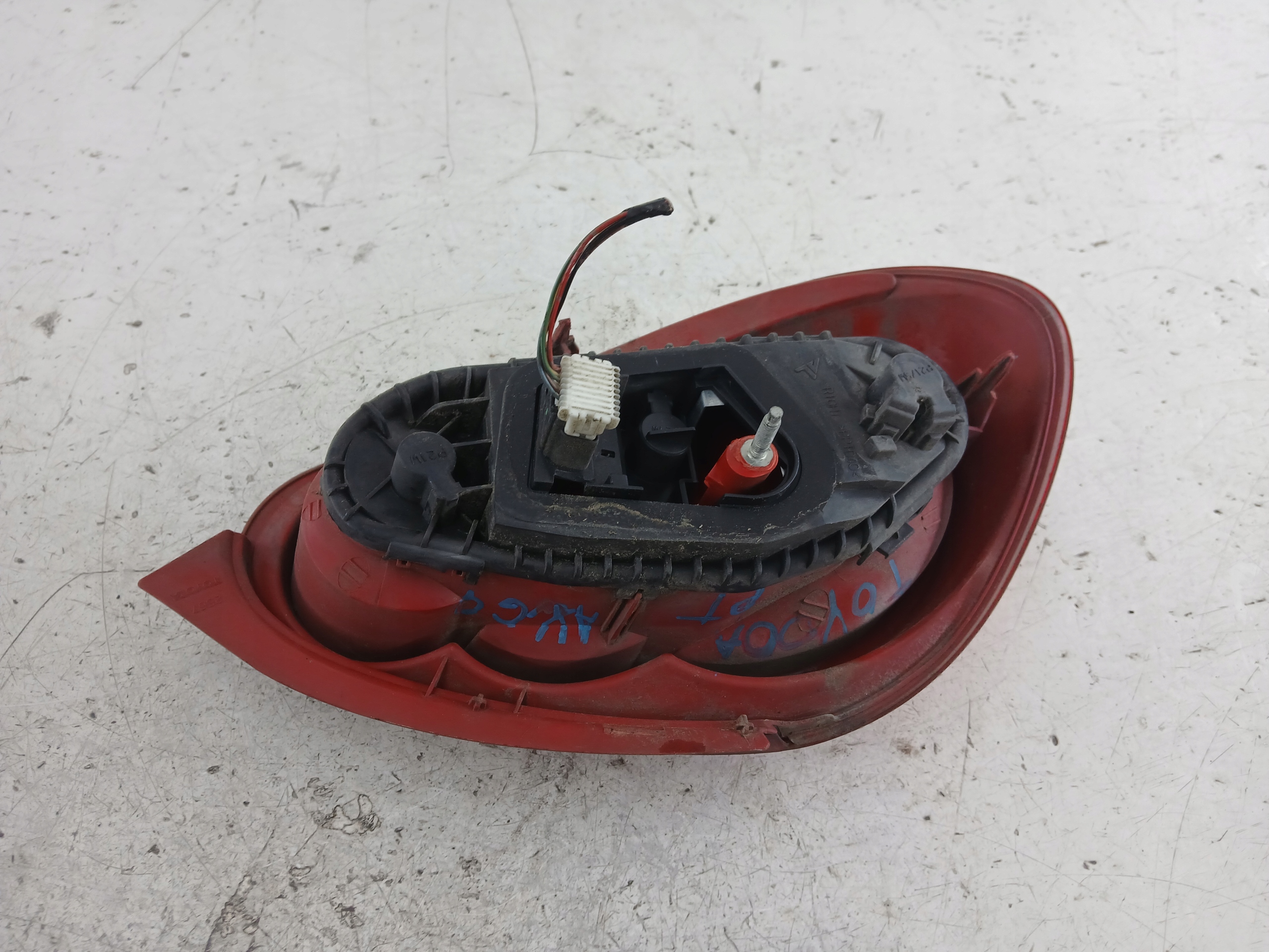 TOYOTA AYGO and light right rear part