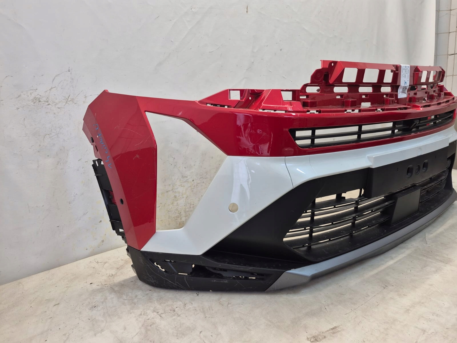 RENAULT CAPTUR II 2 LIFT 24- bumper front front PDC
