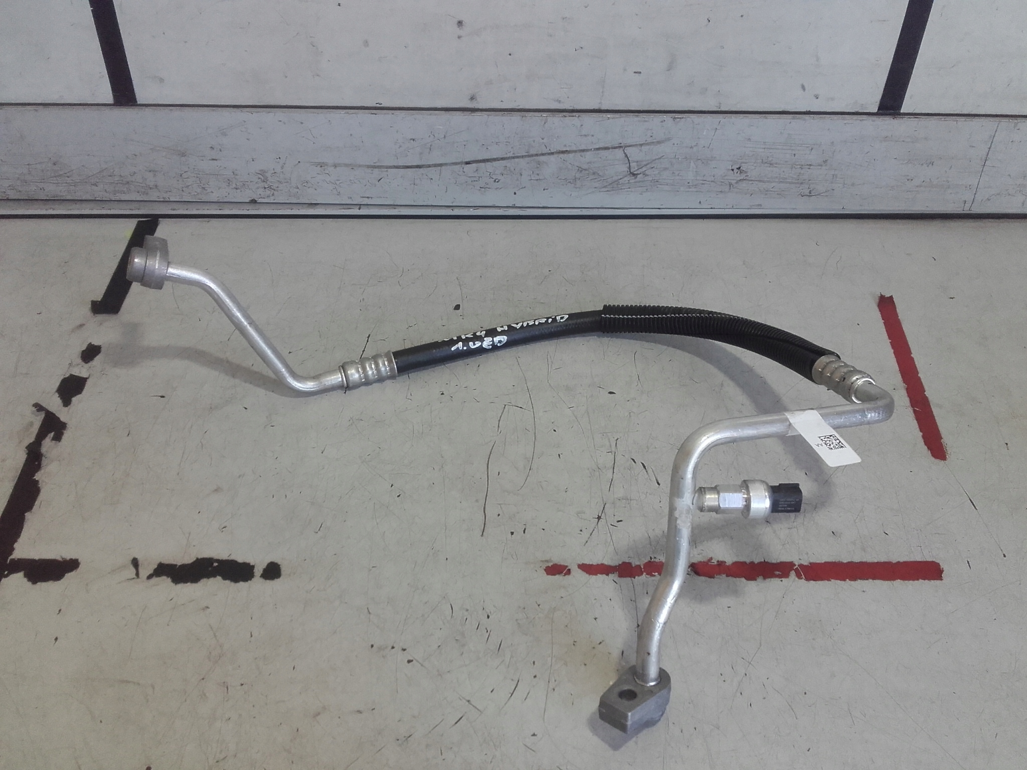 LX61-19N601-AA - FORD FOCUS MK4 КОНДИЦІОНЕР 1.0 EB