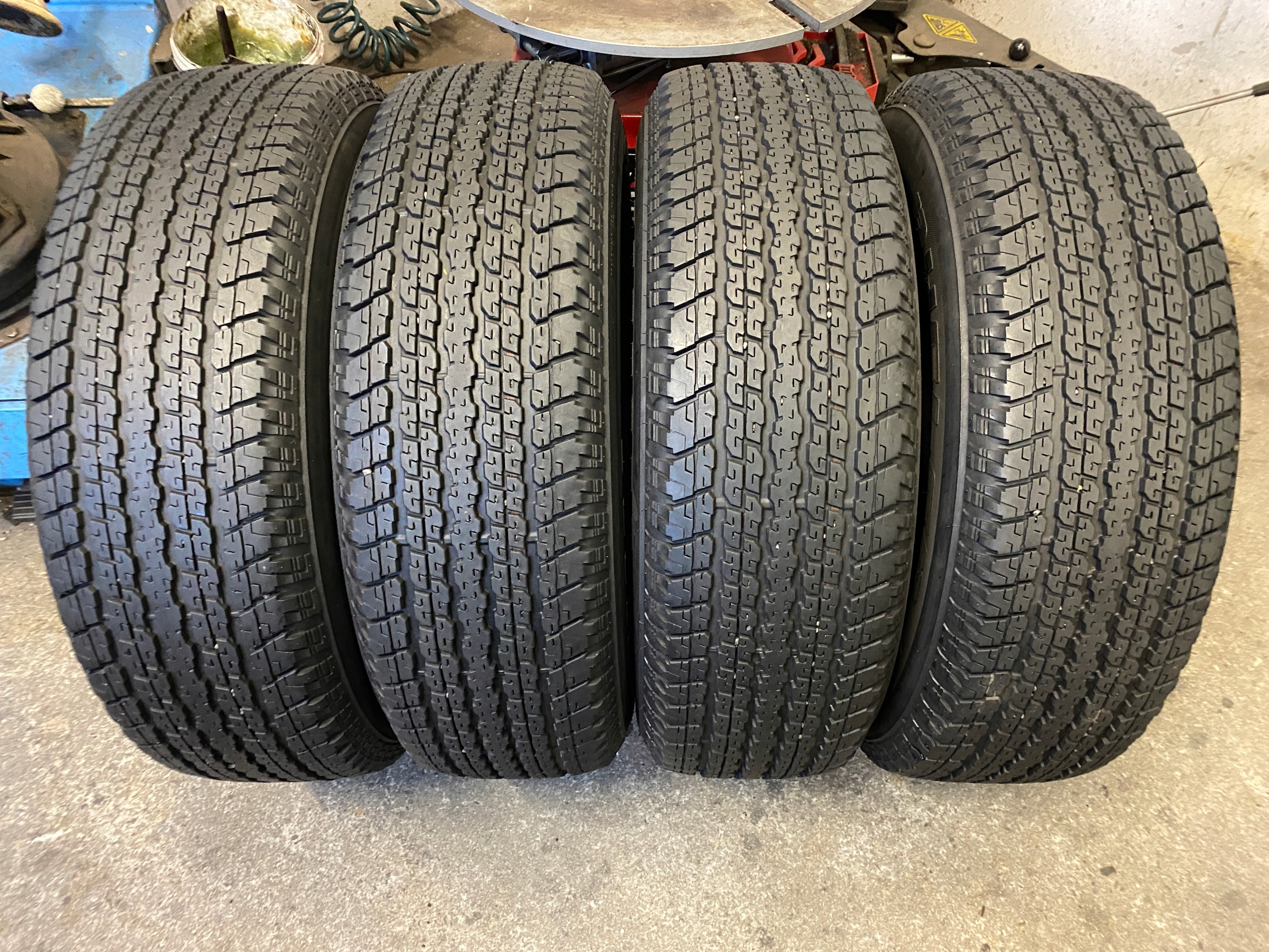 4 tyres summer 255/70R18 Bridgestone Dueler H/T 840 7,5mm