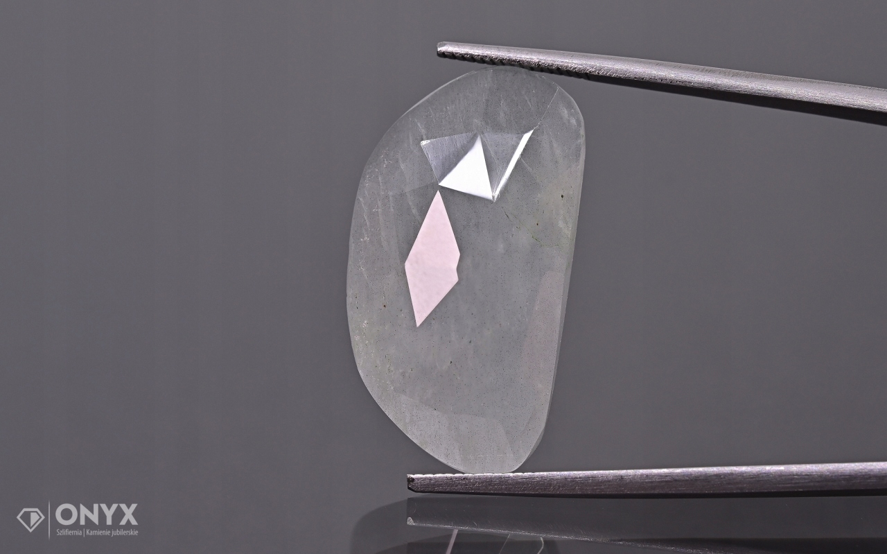 Akvamarín fasetovaná nepravidelná rozeta 25,5x14 m