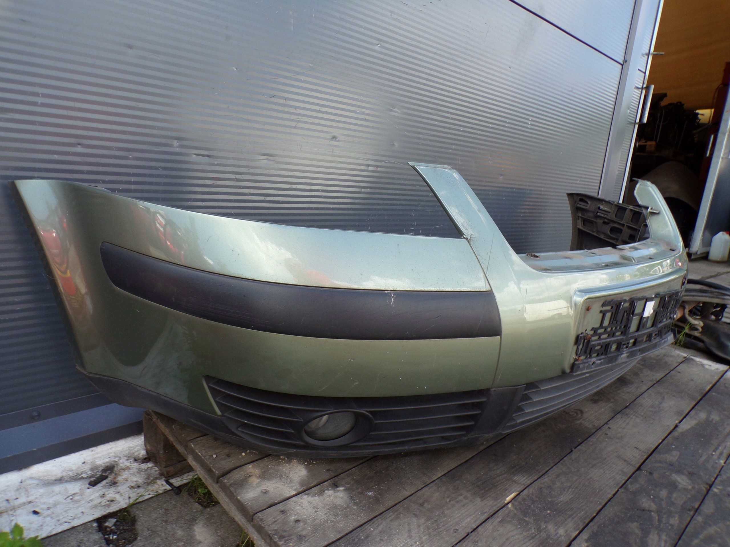 front bumper front VOLKSWAGEN PASSAT B5 LIFT