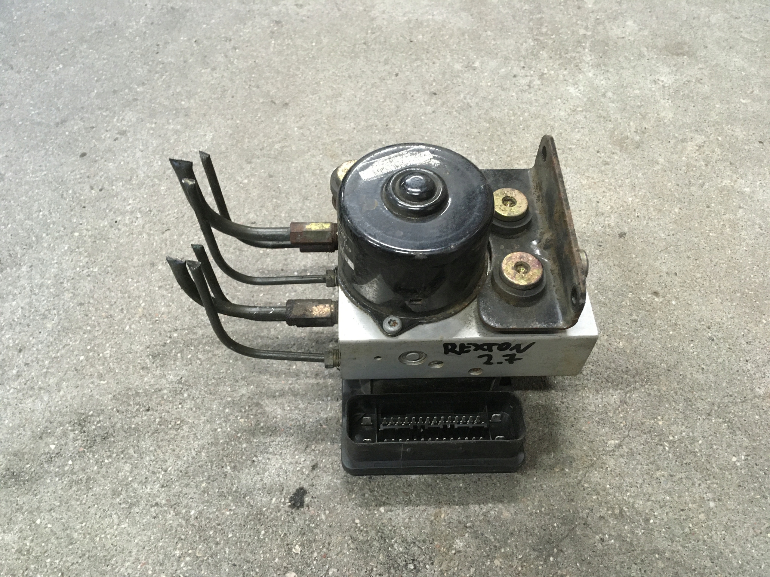 oe 48940-08200 насос ABS