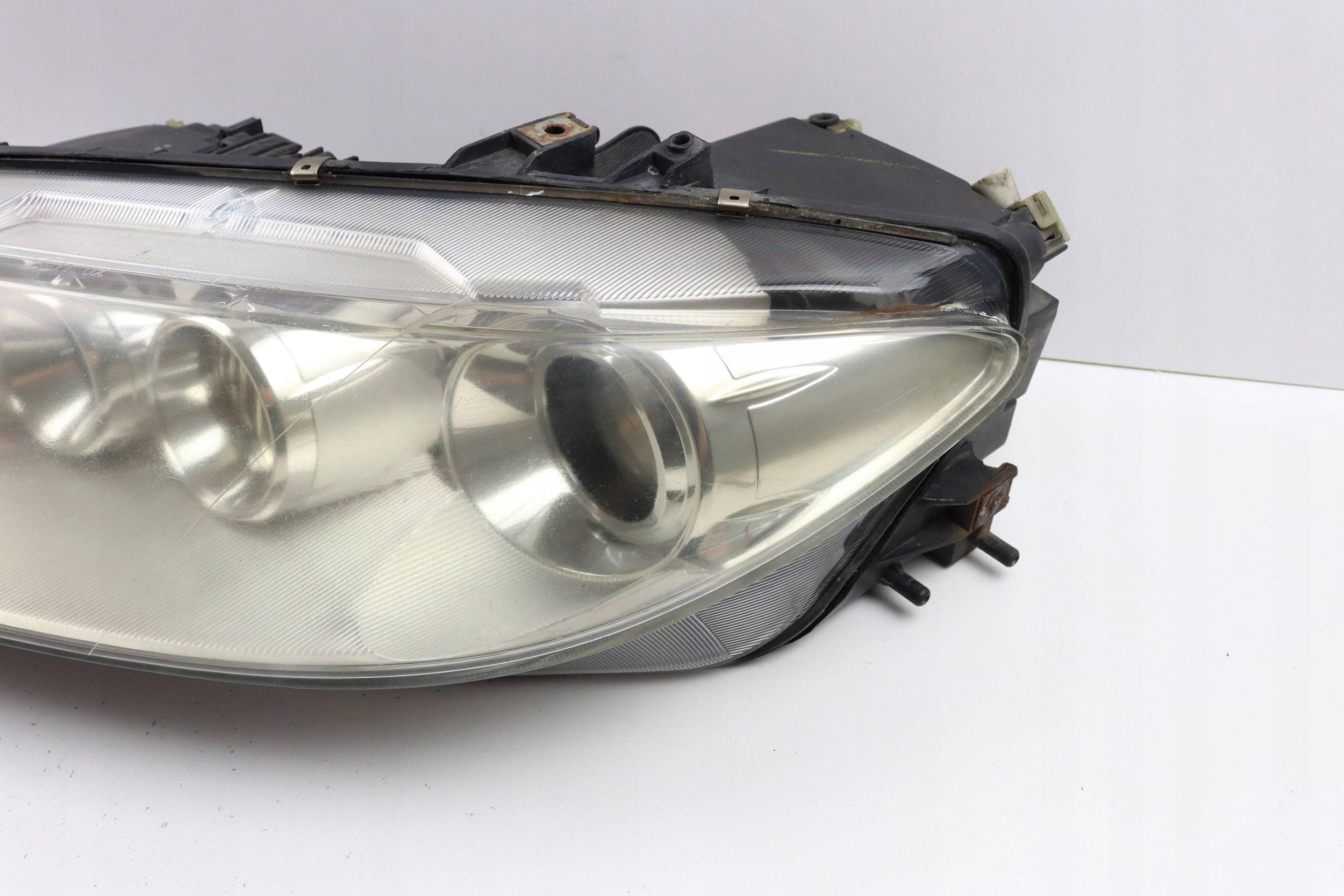 MAZDA 6 and light front left front XENON F014002476L EUROPA