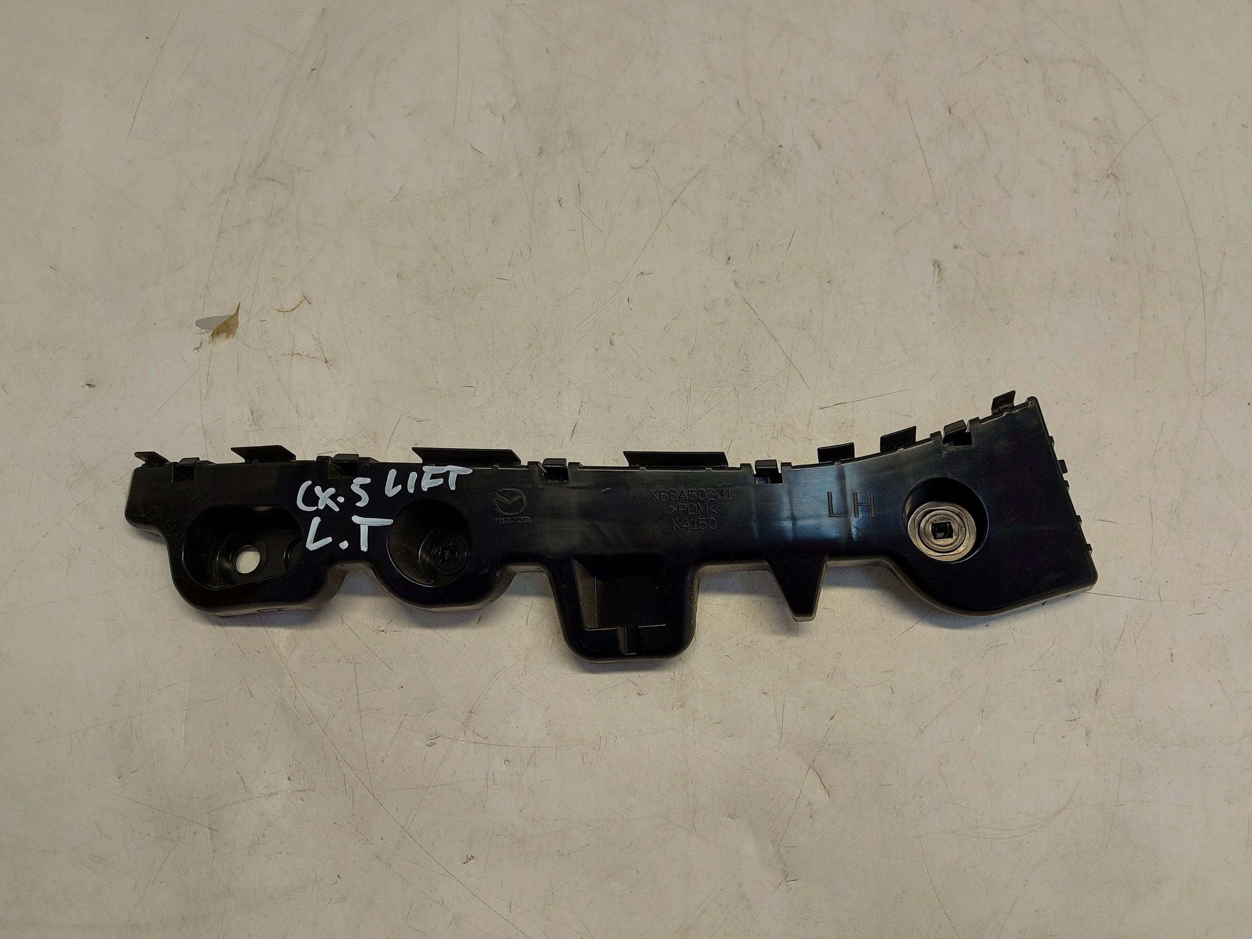 Mazda CX5 II Lift Support Support plaque Pare choc Gauche Arrière KB8A502J1