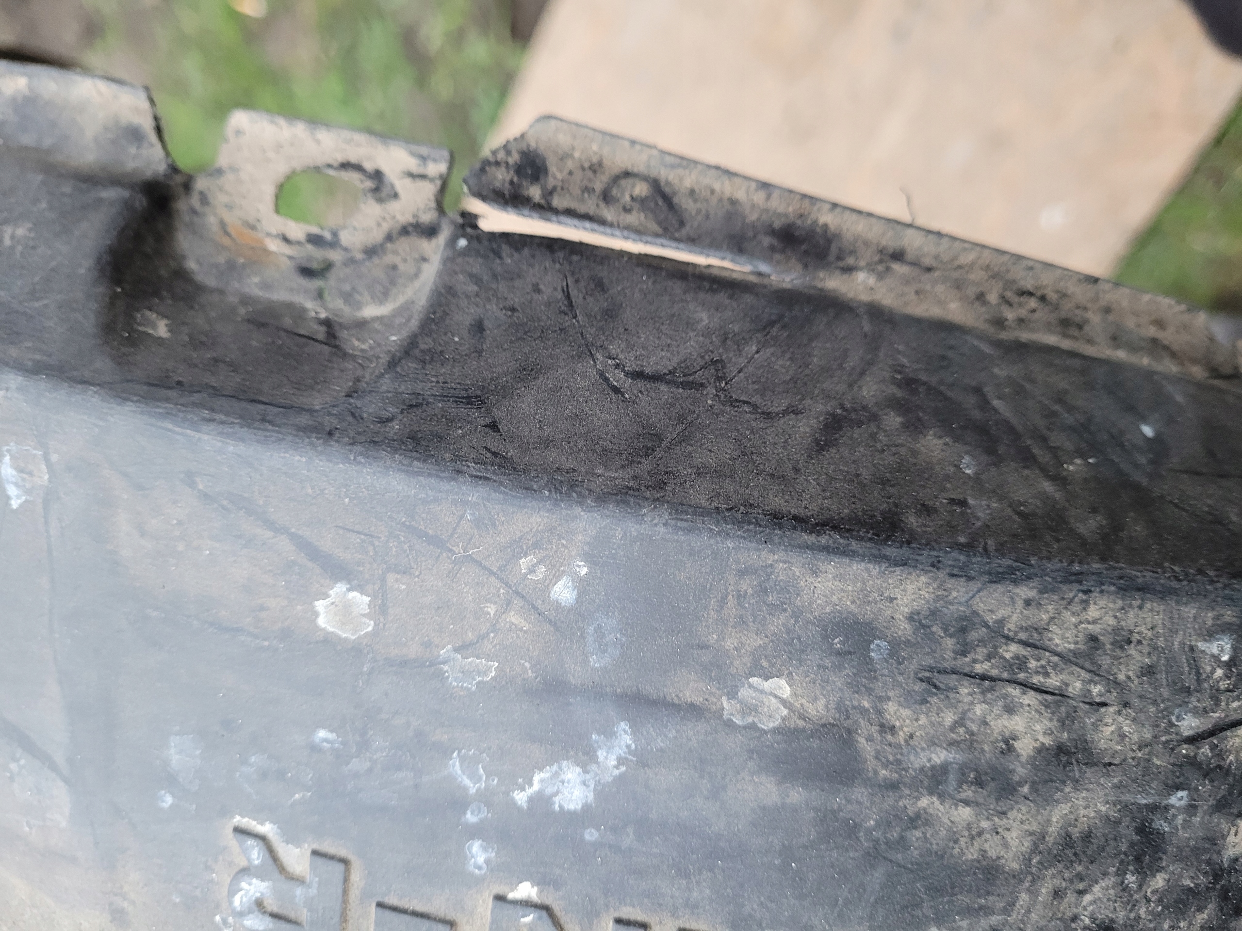 mudguard front front right NISSAN MICRA K13