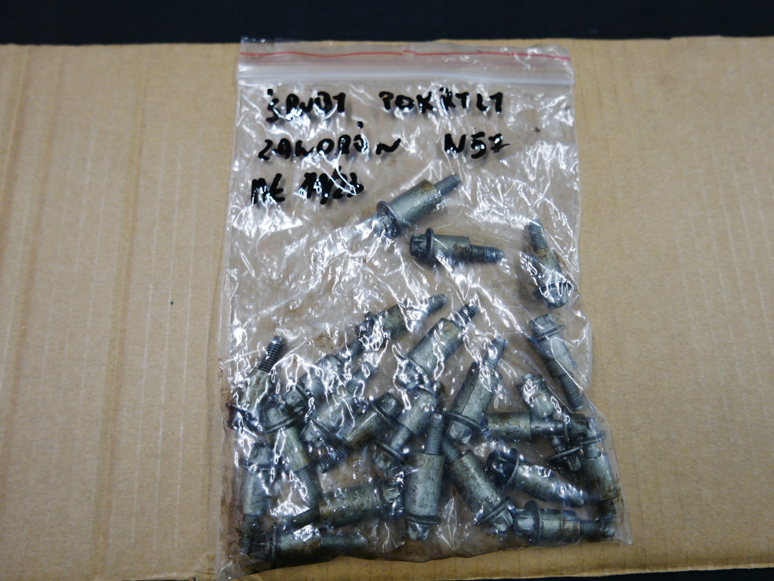 BMW F30 F10 F15 SRUBY КРЫШКИ ZAWOROW N57