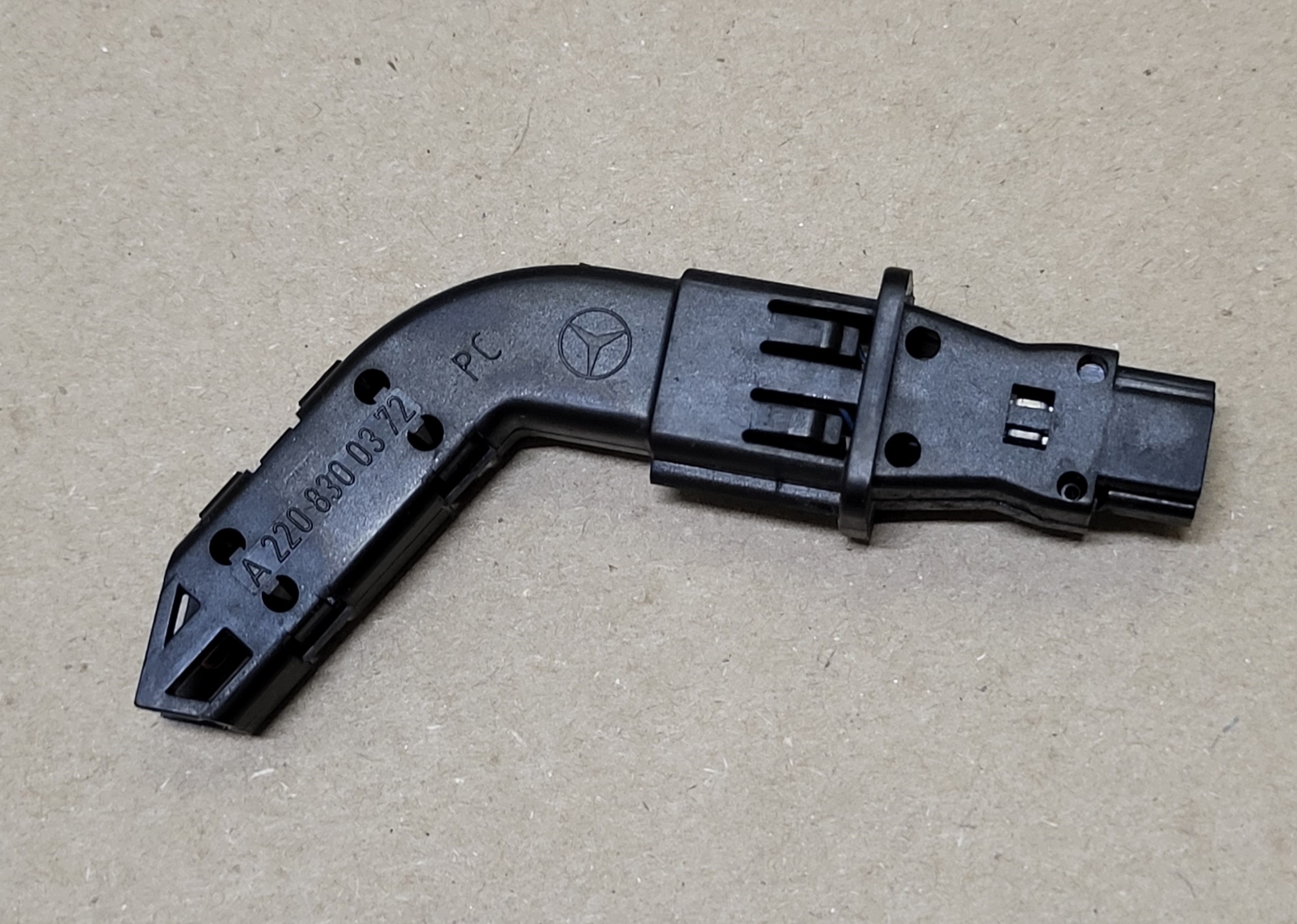 Sensor TEMPERATURY WEWNETRZNEJ MERCEDES C-KL W203 A2208300372