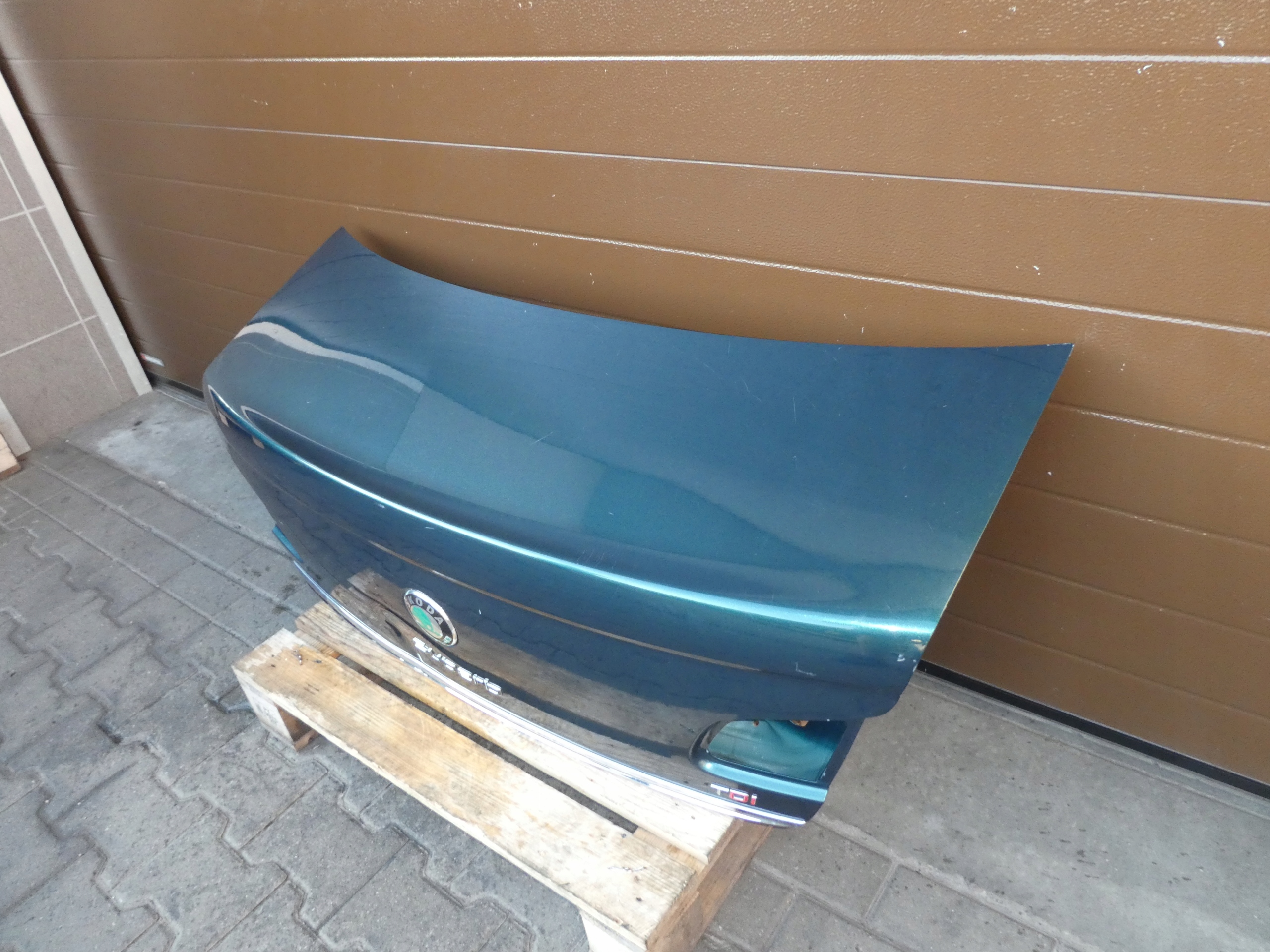 trunk door boot rear part SKODA SUPERB II sedan HB