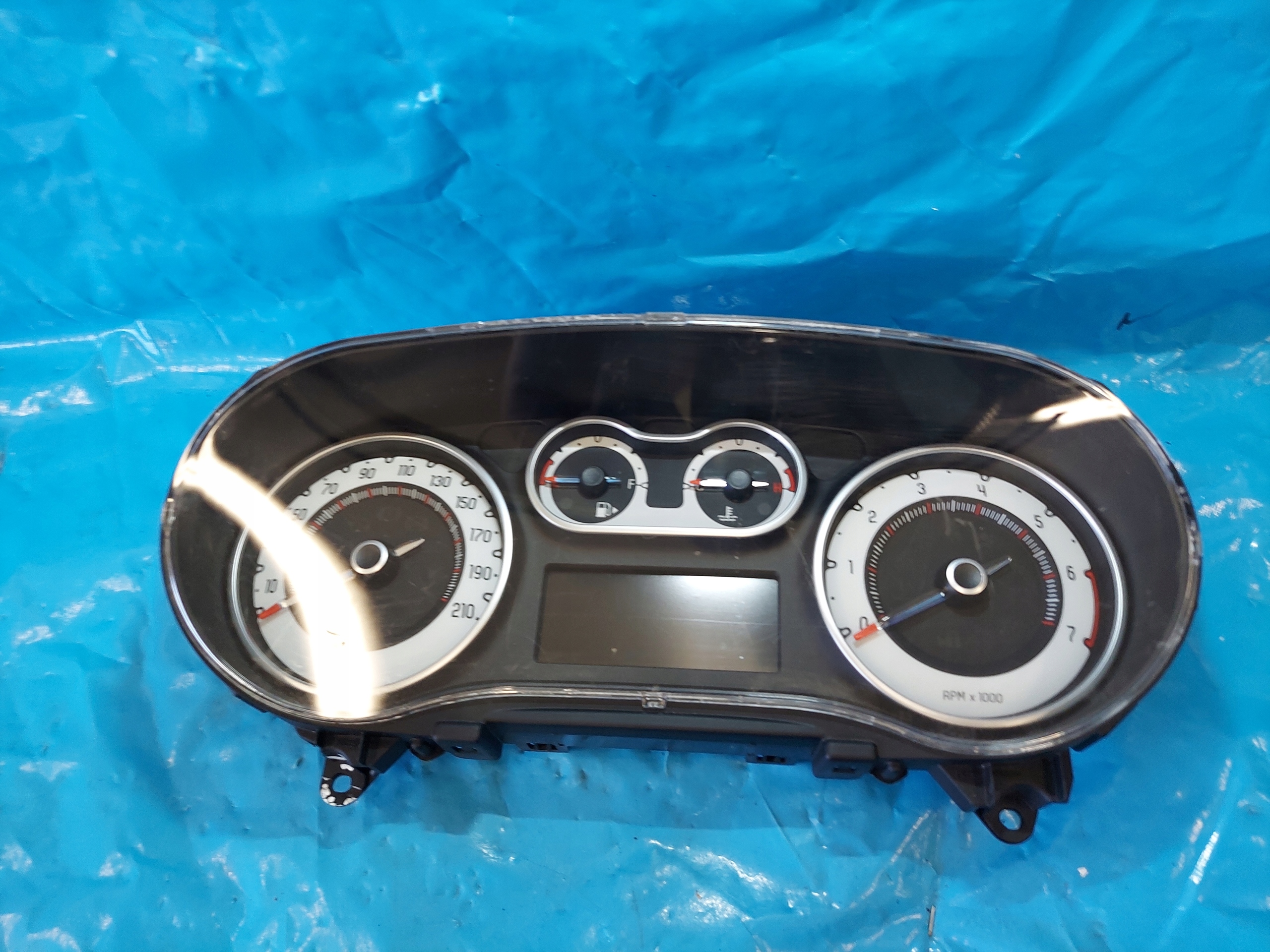 dials clock FIAT 500L 2013 R 0.9 T 93tys A2C31312801