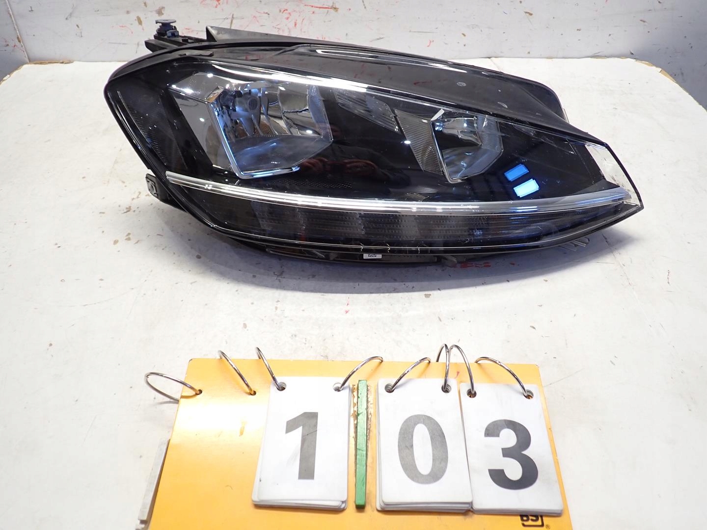 light front front right VW GOLF VII LIFT 2017- LED 5G1941006D