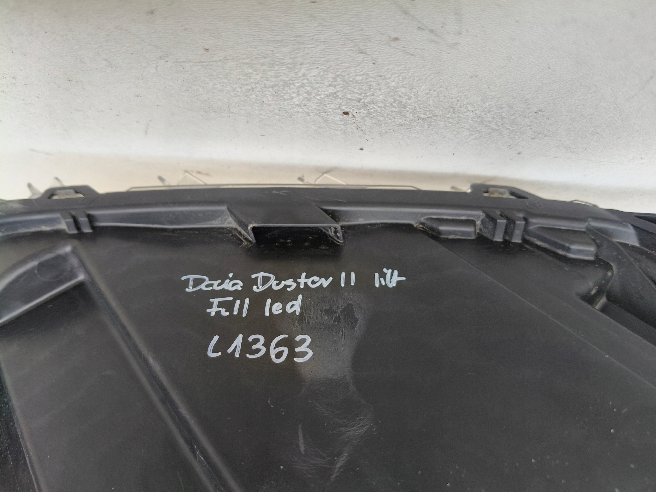 light left REFLEKTOR DACIA DUSTER II 21- LIFT FULL LED